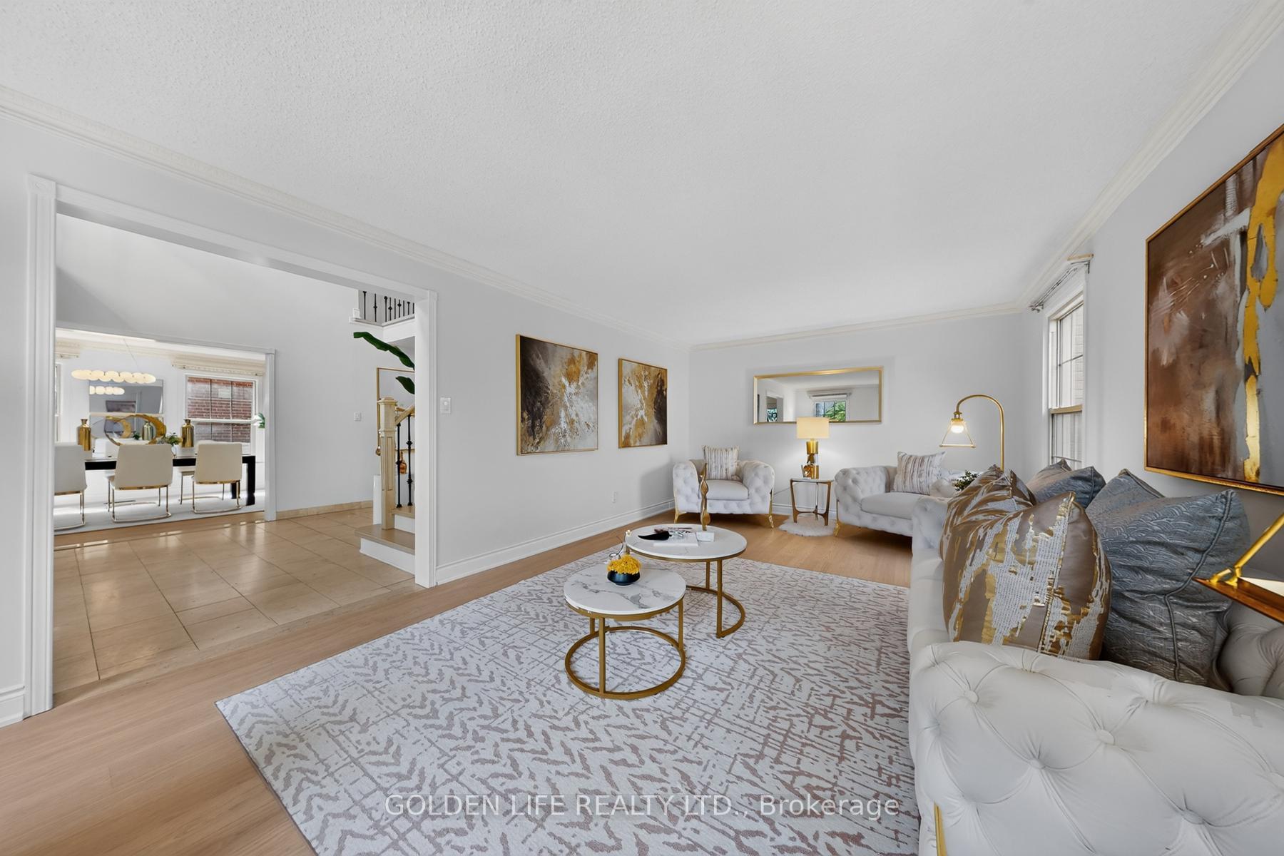 Photo 8 of 186 Carlton Road, Markham, Unionville — HOMEH