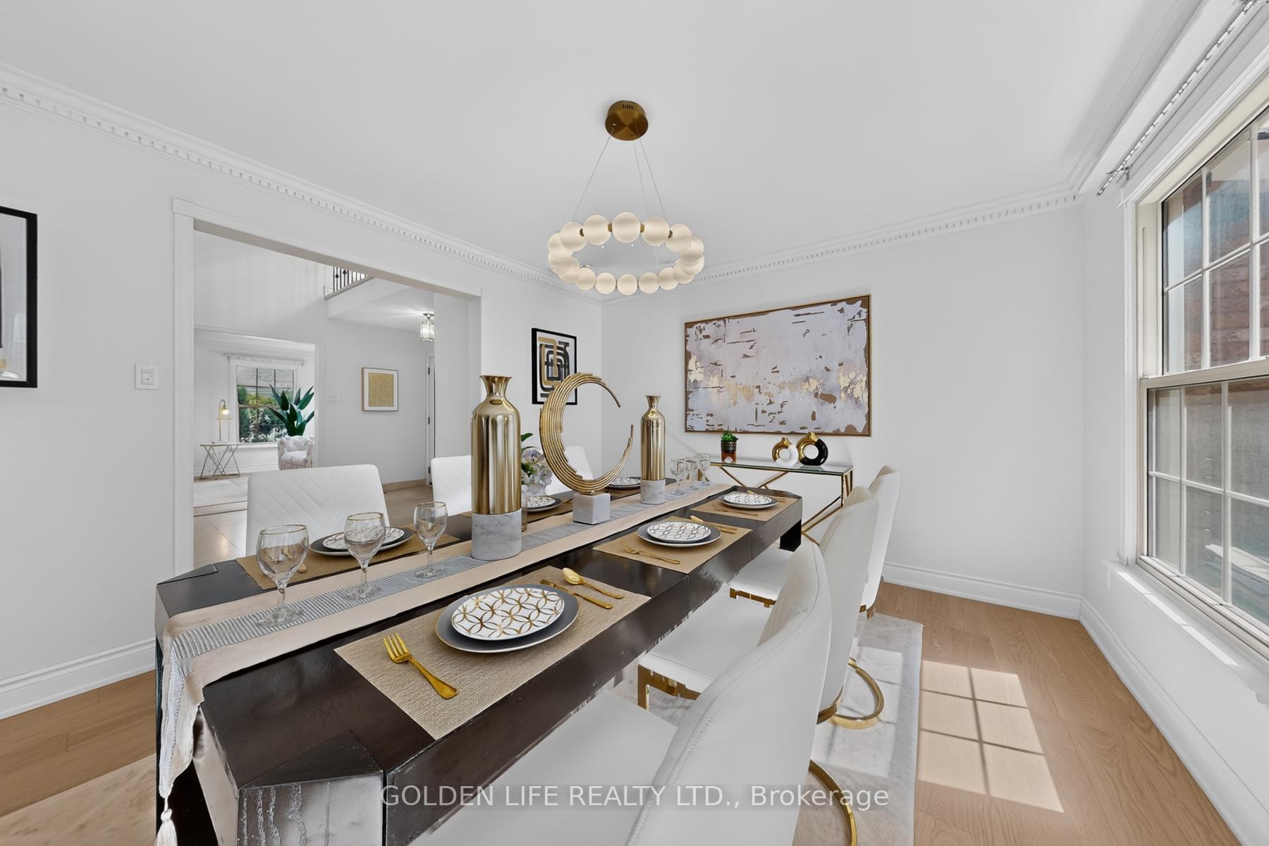 Photo 12 of 186 Carlton Road, Markham, Unionville — HOMEH