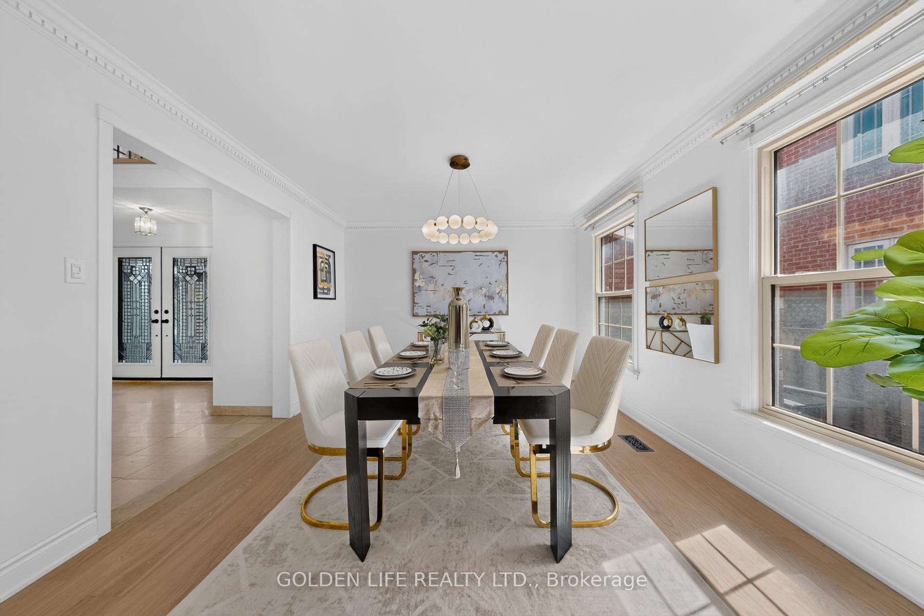 Photo 14 of 186 Carlton Road, Markham, Unionville — HOMEH