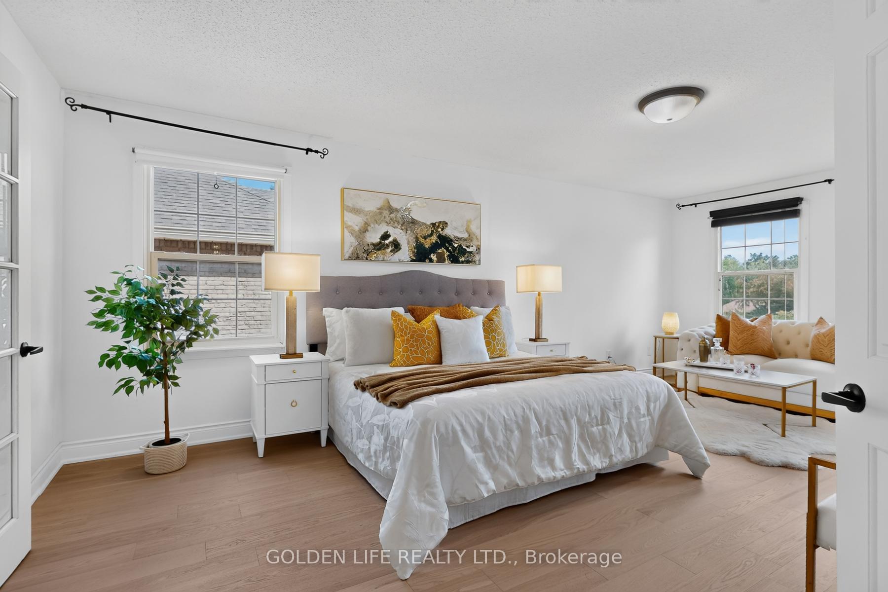 Photo 26 of 186 Carlton Road, Markham, Unionville — HOMEH