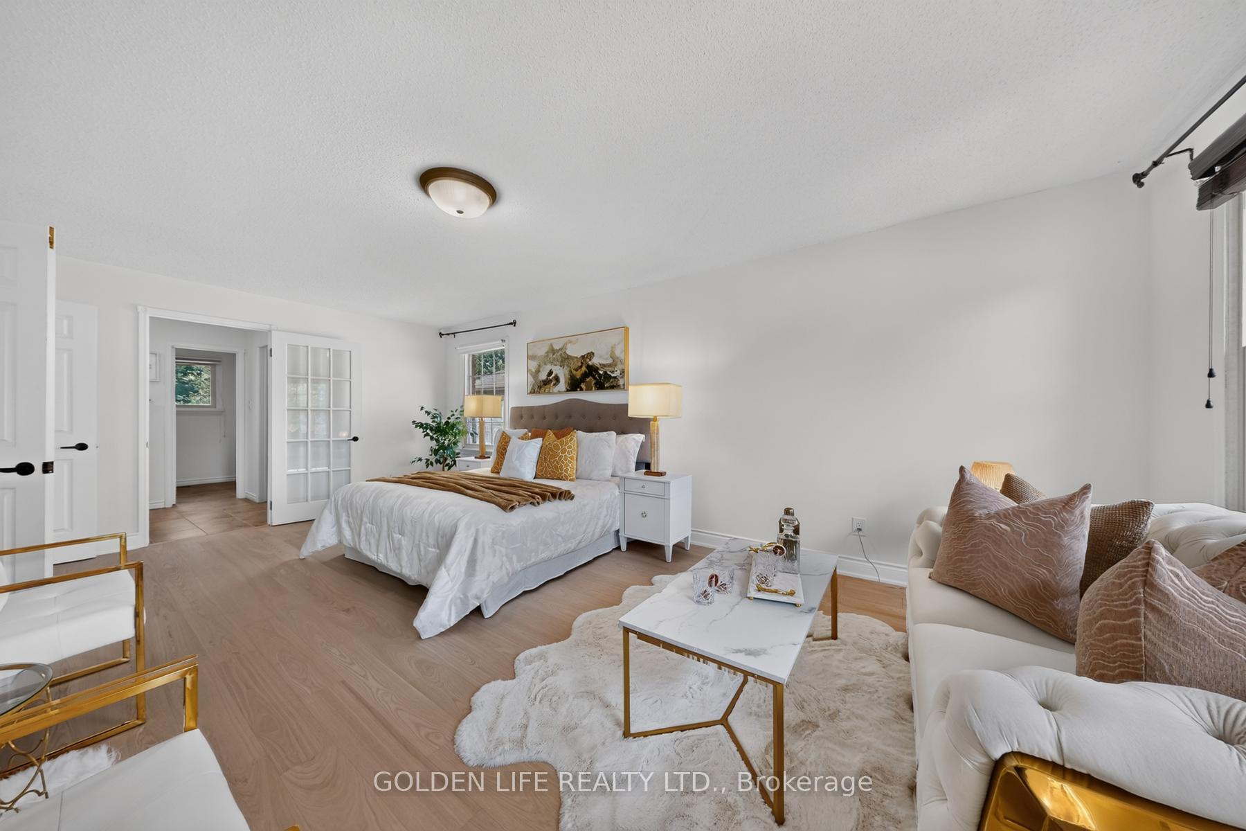 Photo 28 of 186 Carlton Road, Markham, Unionville — HOMEH
