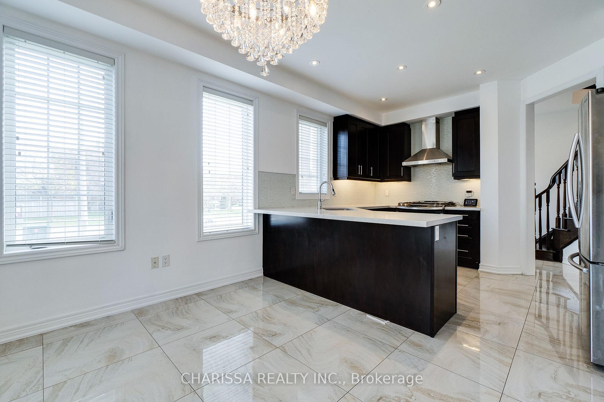 Photo 10 of 2 Hawstone Road, Vaughan, Vellore Village — HOMEH