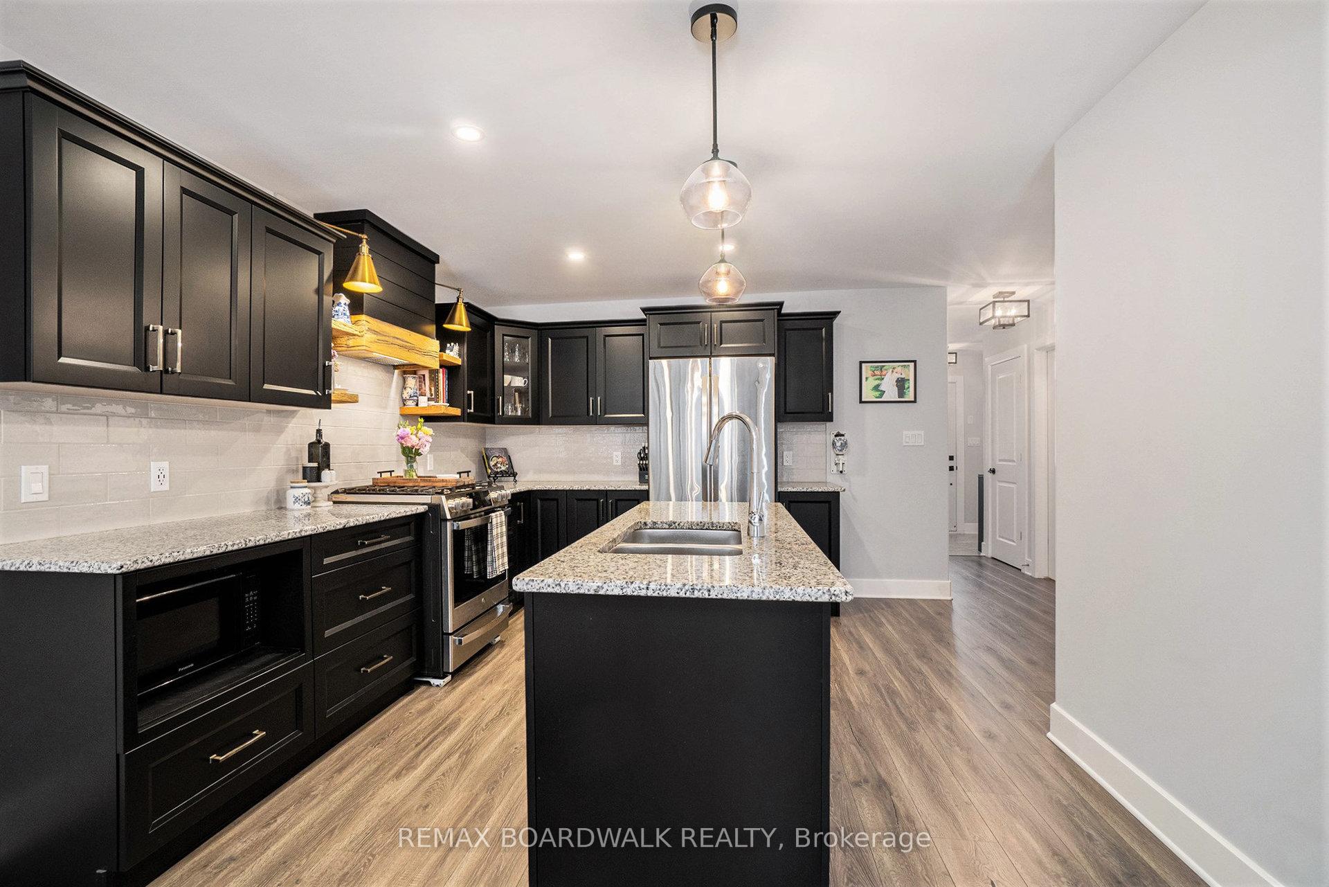 Photo 10 of 7A Hoy Street, Edwardsburgh/Cardinal, Town of Cardinal — HOMEH