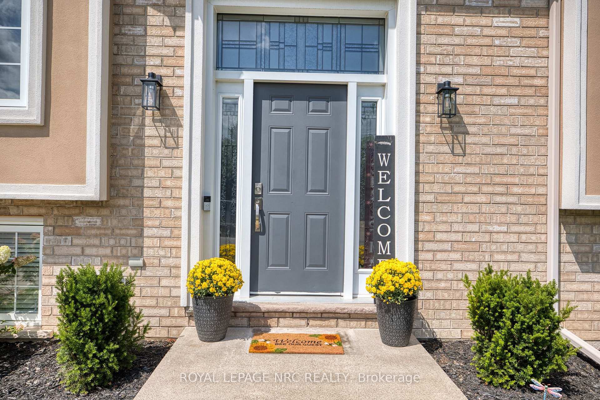 Photo 4 of 8093 Beaverton Boulevard, Niagara Falls, Ascot — HOMEH