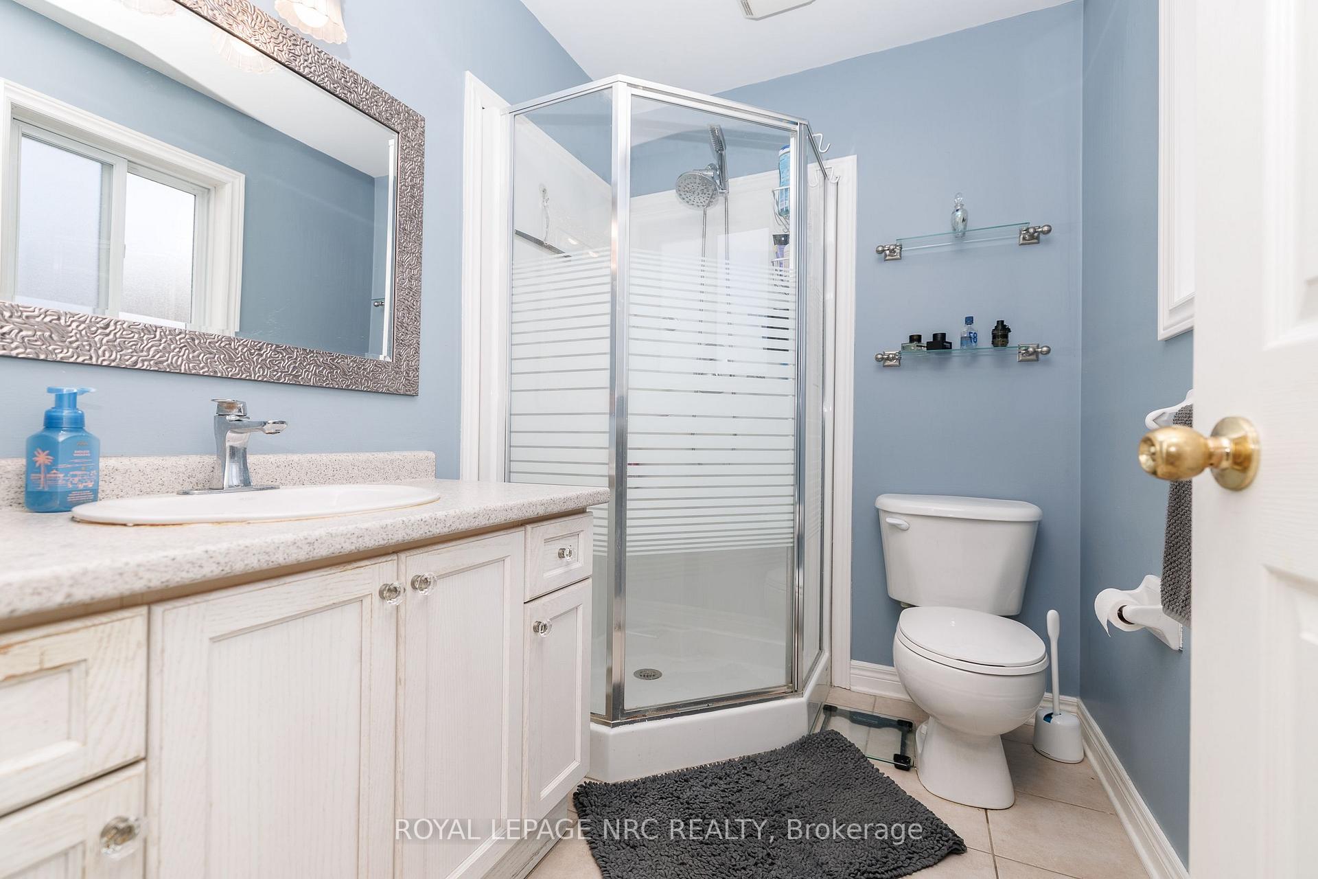 Photo 15 of 8093 Beaverton Boulevard, Niagara Falls, Ascot — HOMEH