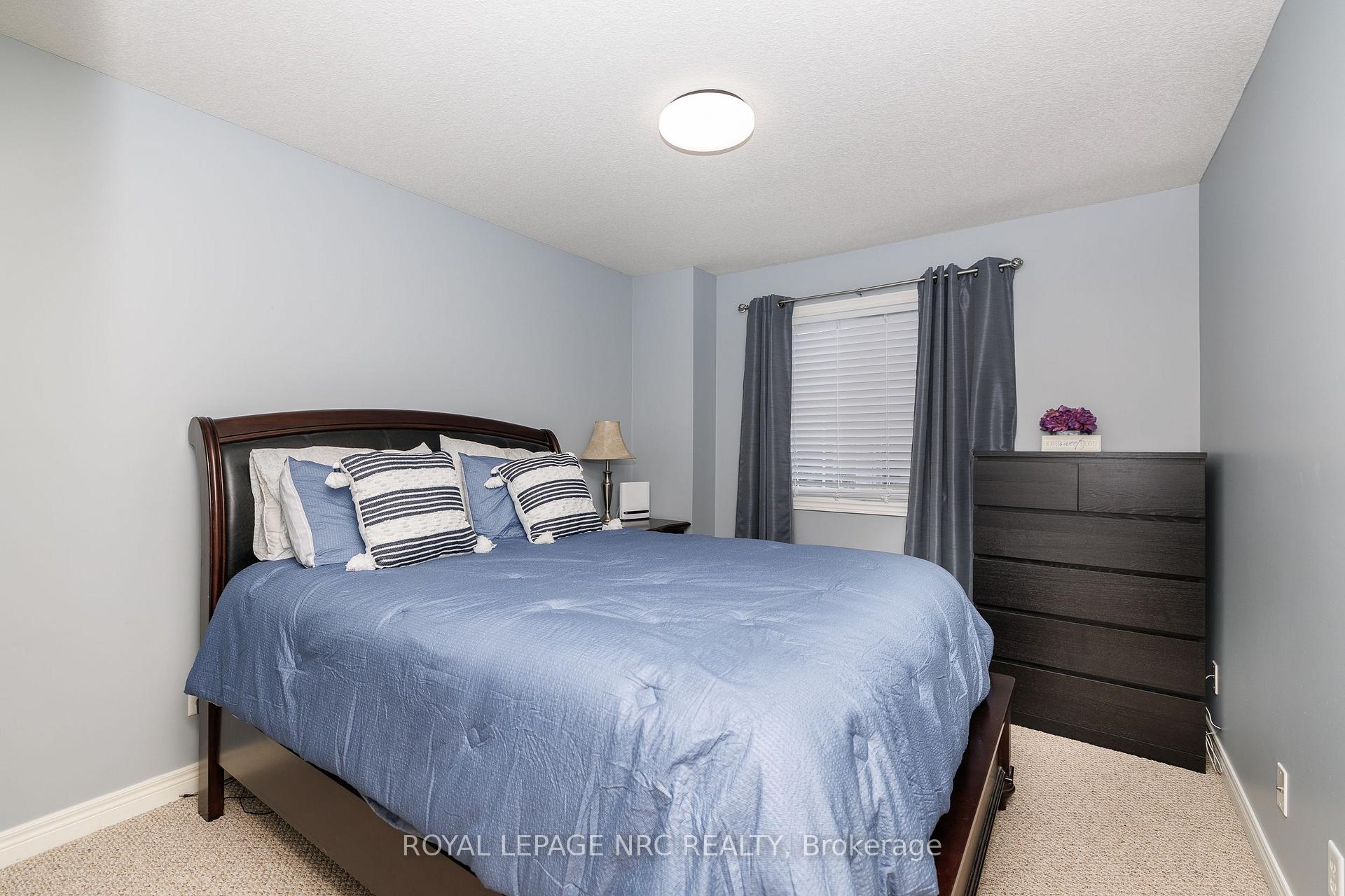 Photo 16 of 8093 Beaverton Boulevard, Niagara Falls, Ascot — HOMEH