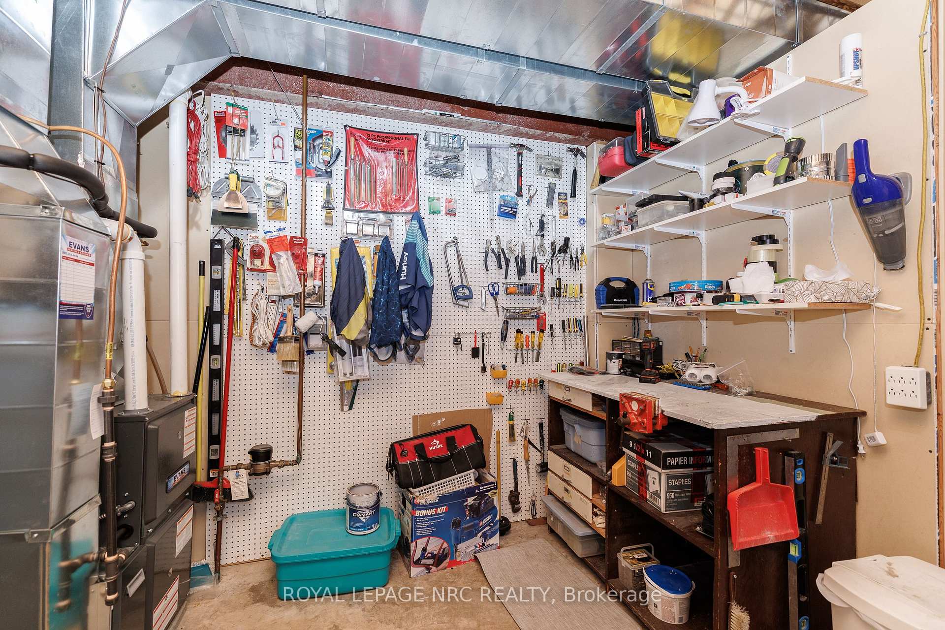 Photo 30 of 8093 Beaverton Boulevard, Niagara Falls, Ascot — HOMEH