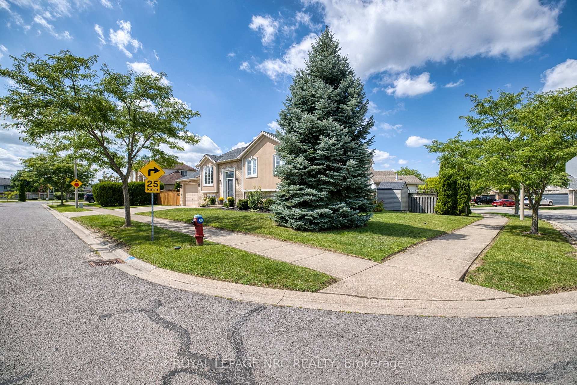 Photo 38 of 8093 Beaverton Boulevard, Niagara Falls, Ascot — HOMEH