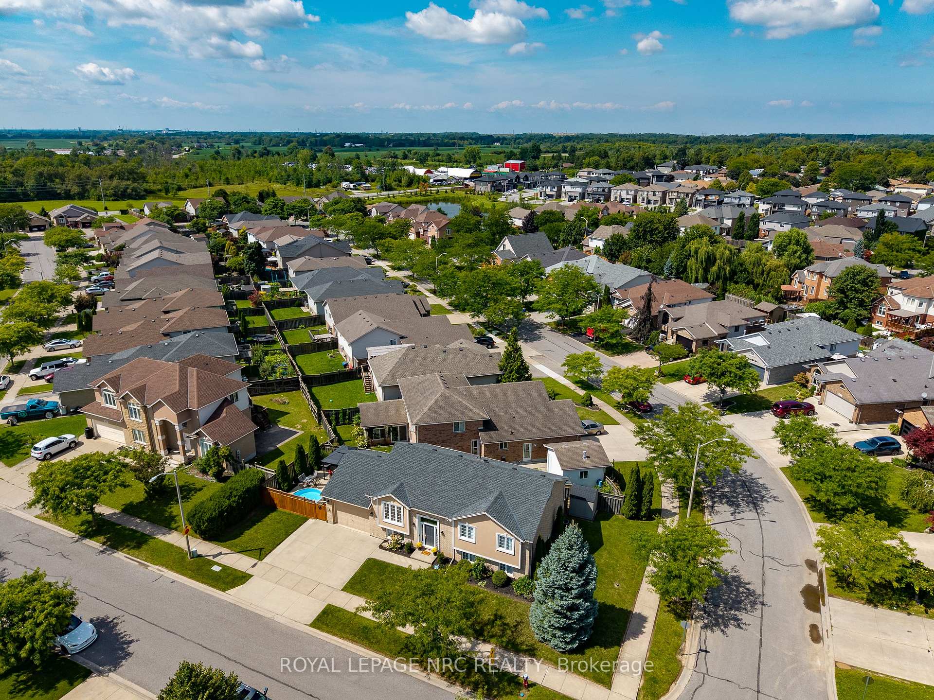 Photo 45 of 8093 Beaverton Boulevard, Niagara Falls, Ascot — HOMEH