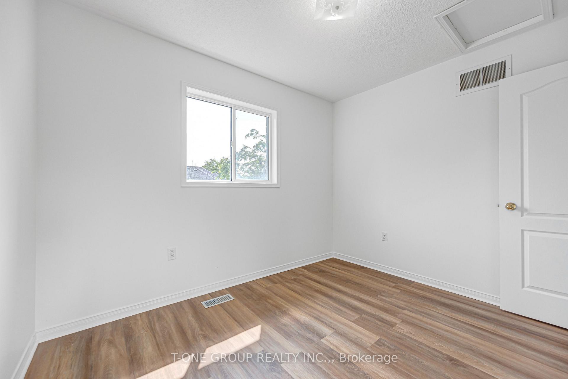 Photo 24 of 69 Smith Street, New Tecumseth, Alliston — HOMEH