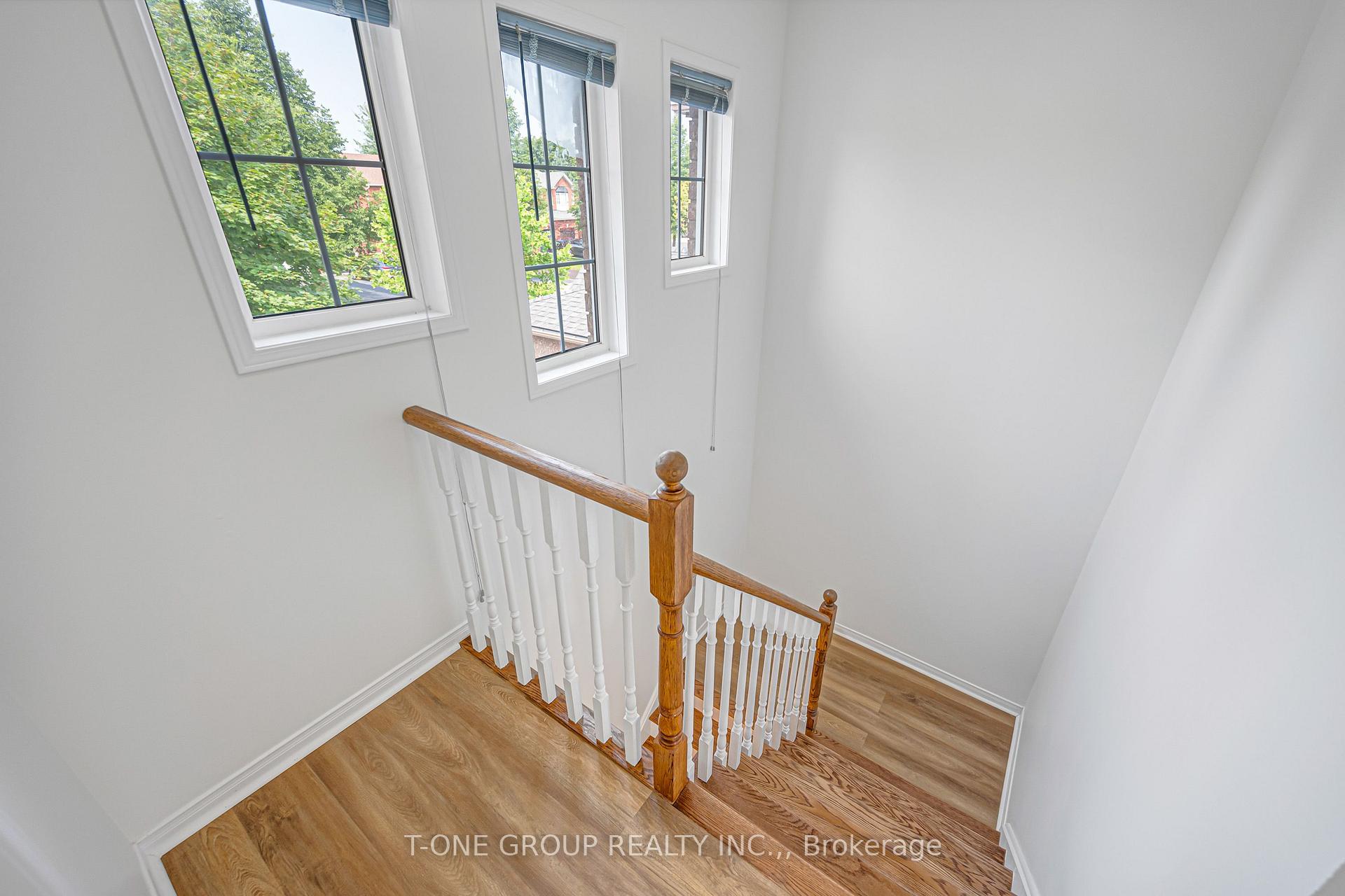 Photo 27 of 69 Smith Street, New Tecumseth, Alliston — HOMEH