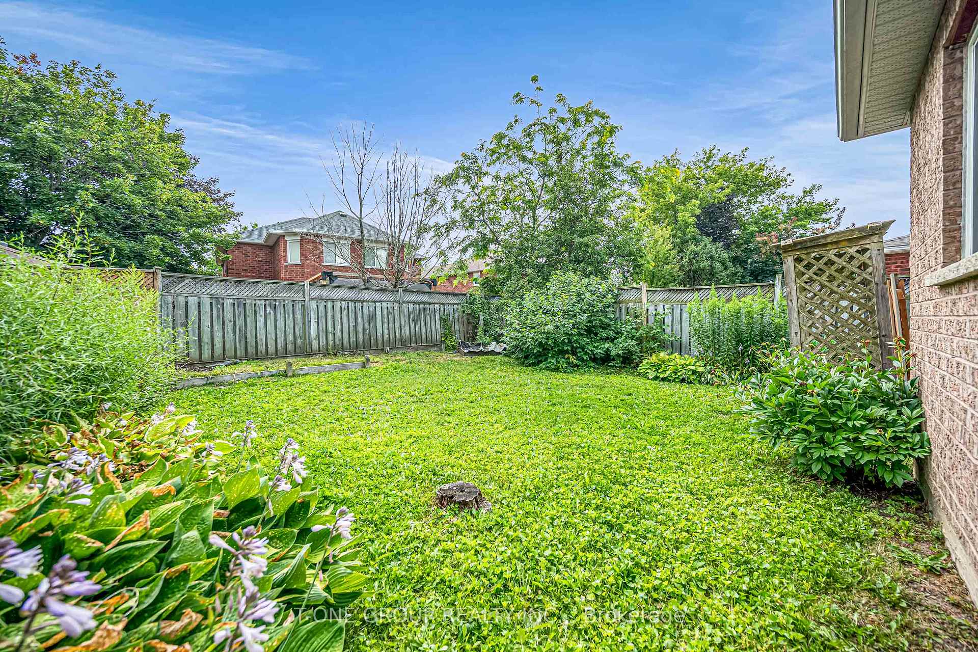 Photo 34 of 69 Smith Street, New Tecumseth, Alliston — HOMEH
