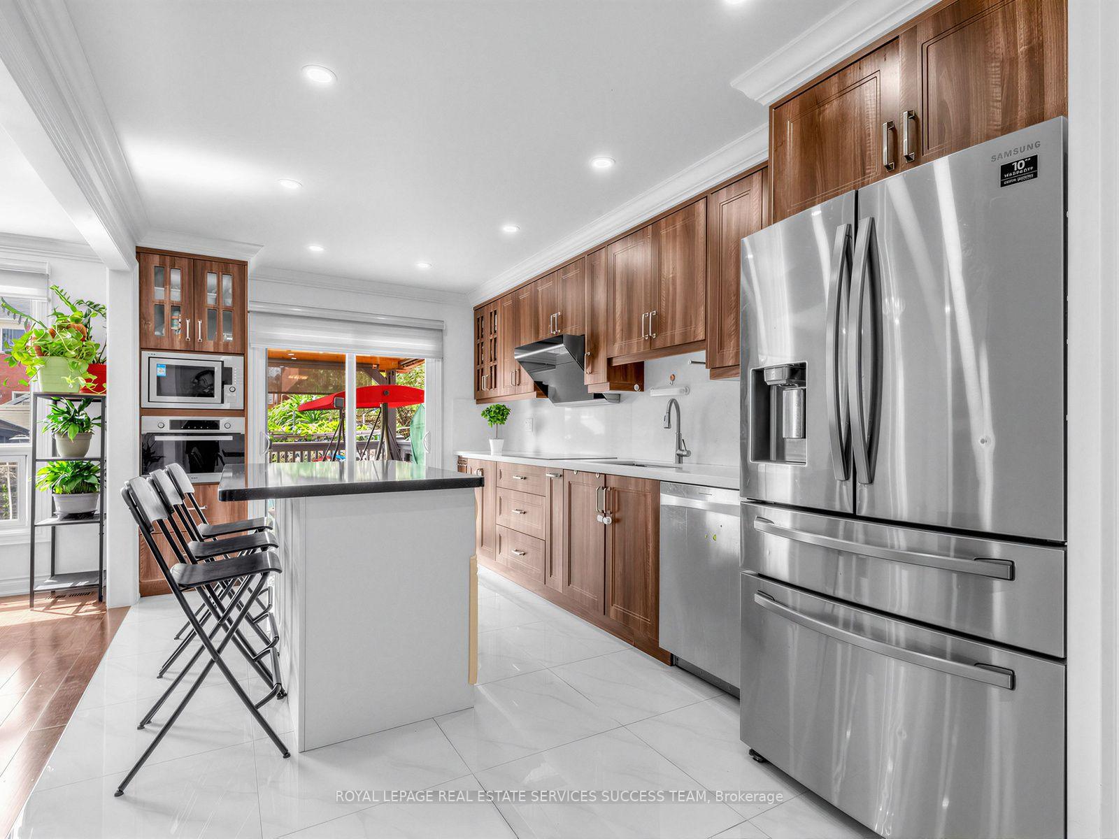 Photo 13 of 43 Hendon Road, Markham, Milliken Mills East — HOMEH