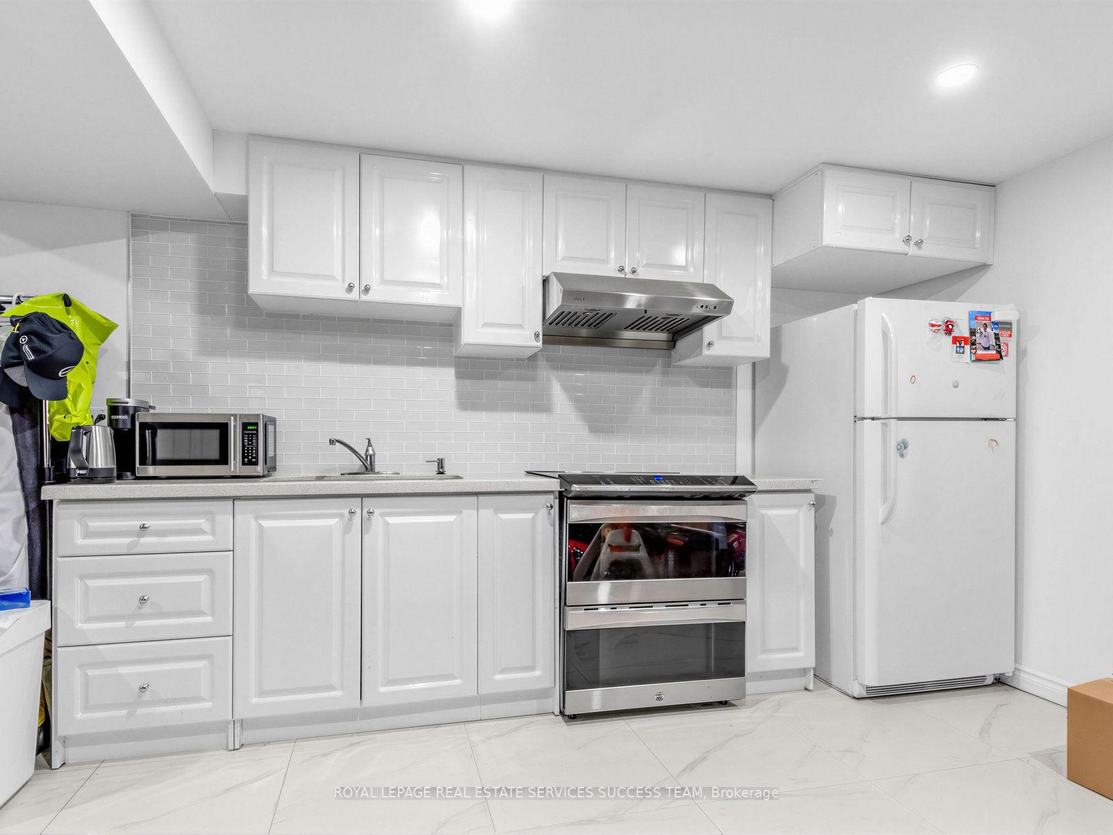 Photo 28 of 43 Hendon Road, Markham, Milliken Mills East — HOMEH