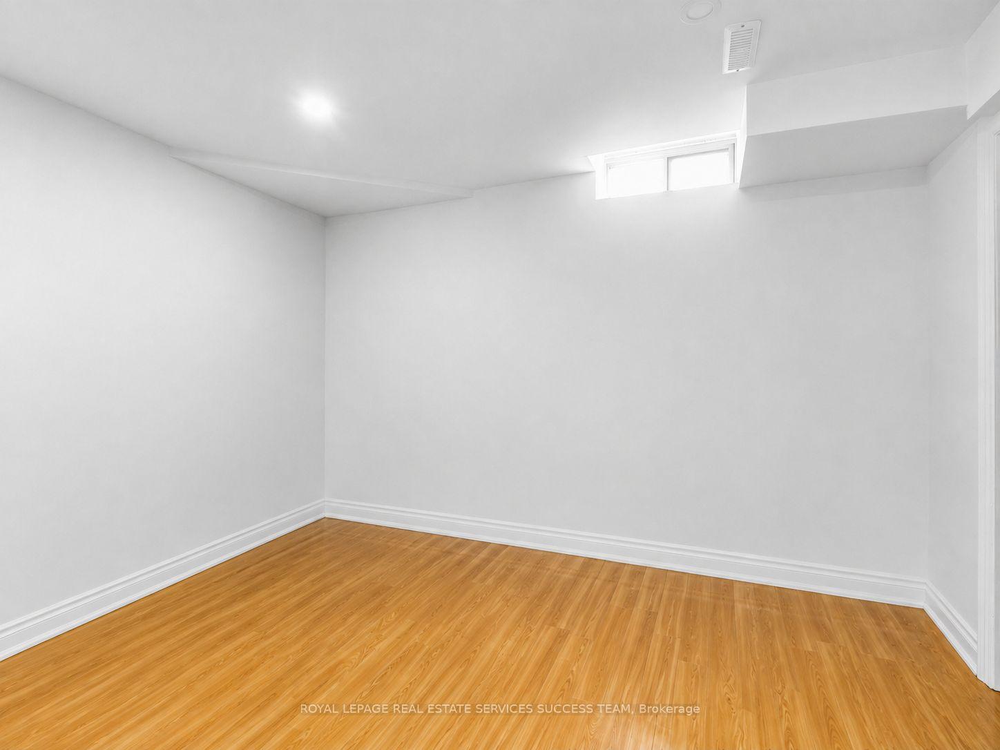 Photo 30 of 43 Hendon Road, Markham, Milliken Mills East — HOMEH