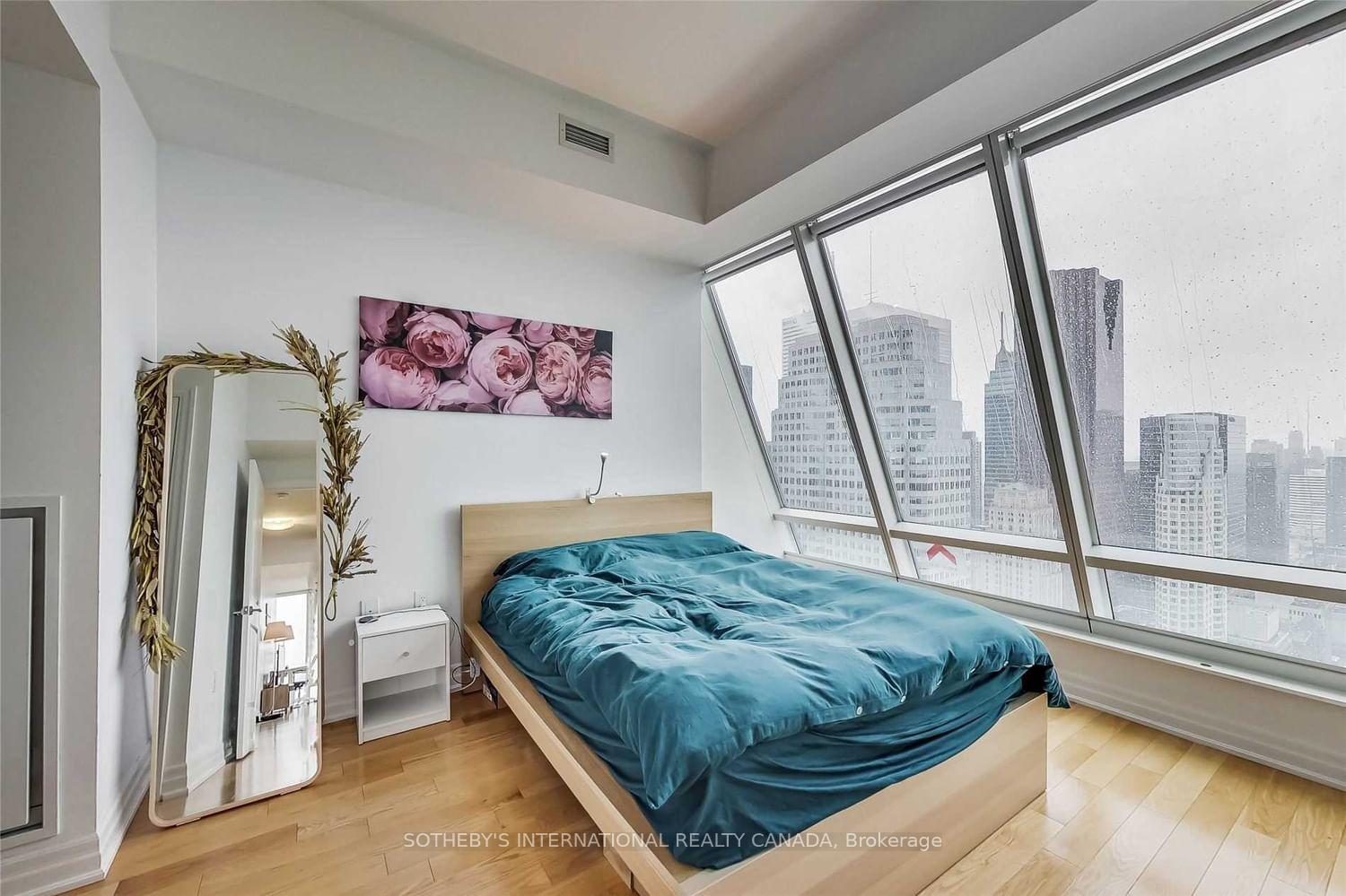 Photo 20 of Unit 5505, 8 The Esplanade, Toronto, Waterfront Communities — HOMEH