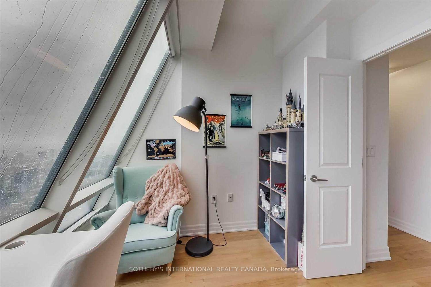 Photo 25 of Unit 5505, 8 The Esplanade, Toronto, Waterfront Communities — HOMEH