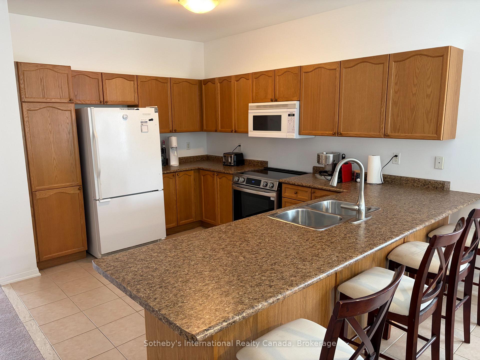 Photo 7 of 71 Meadowlark Boulevard, Wasaga Beach — HOMEH