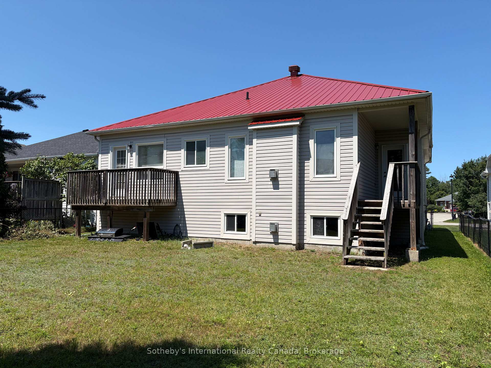 Photo 18 of 71 Meadowlark Boulevard, Wasaga Beach — HOMEH
