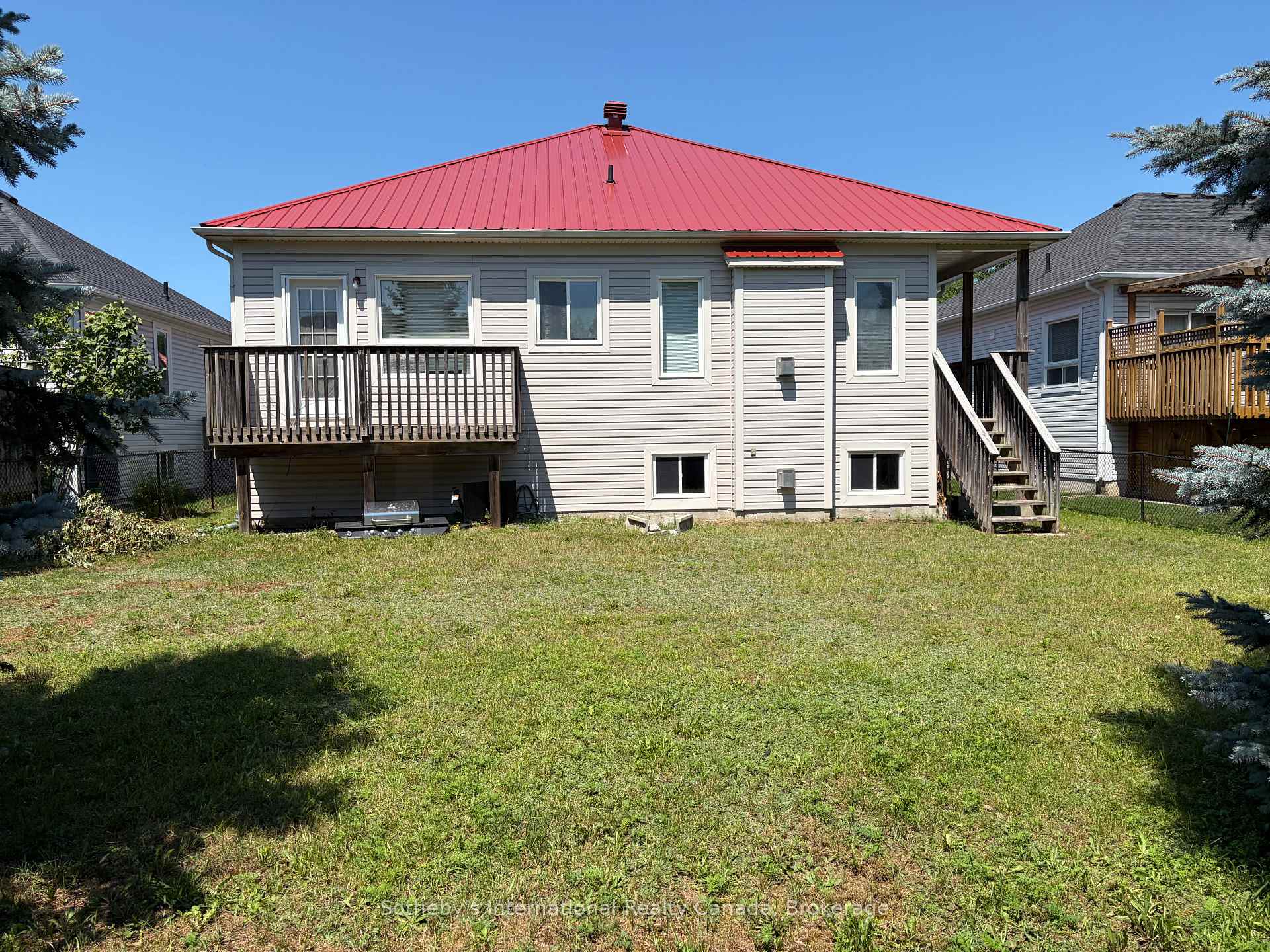 Photo 19 of 71 Meadowlark Boulevard, Wasaga Beach — HOMEH