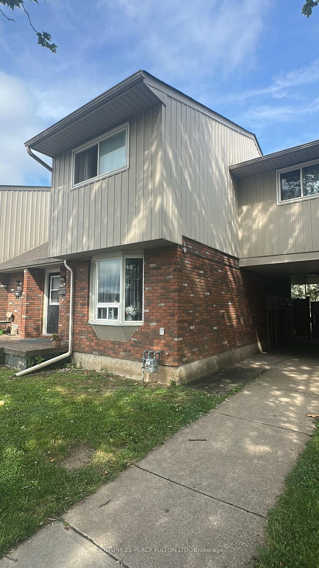 Photo of Unit 164, 100 Brownleigh Avenue