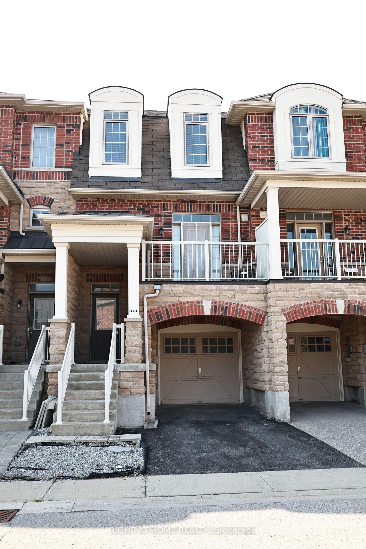 Photo 1 of 10971 Woodbine Avenue, Markham, Victoria Square — HOMEH
