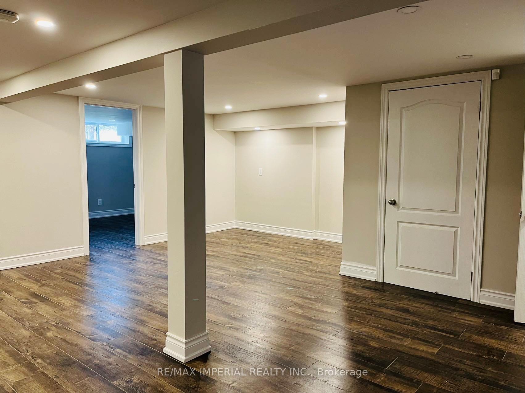 Photo 5 of Unit Basement, 31 Knowles Crescent, Aurora, Aurora Highlands — HOMEH