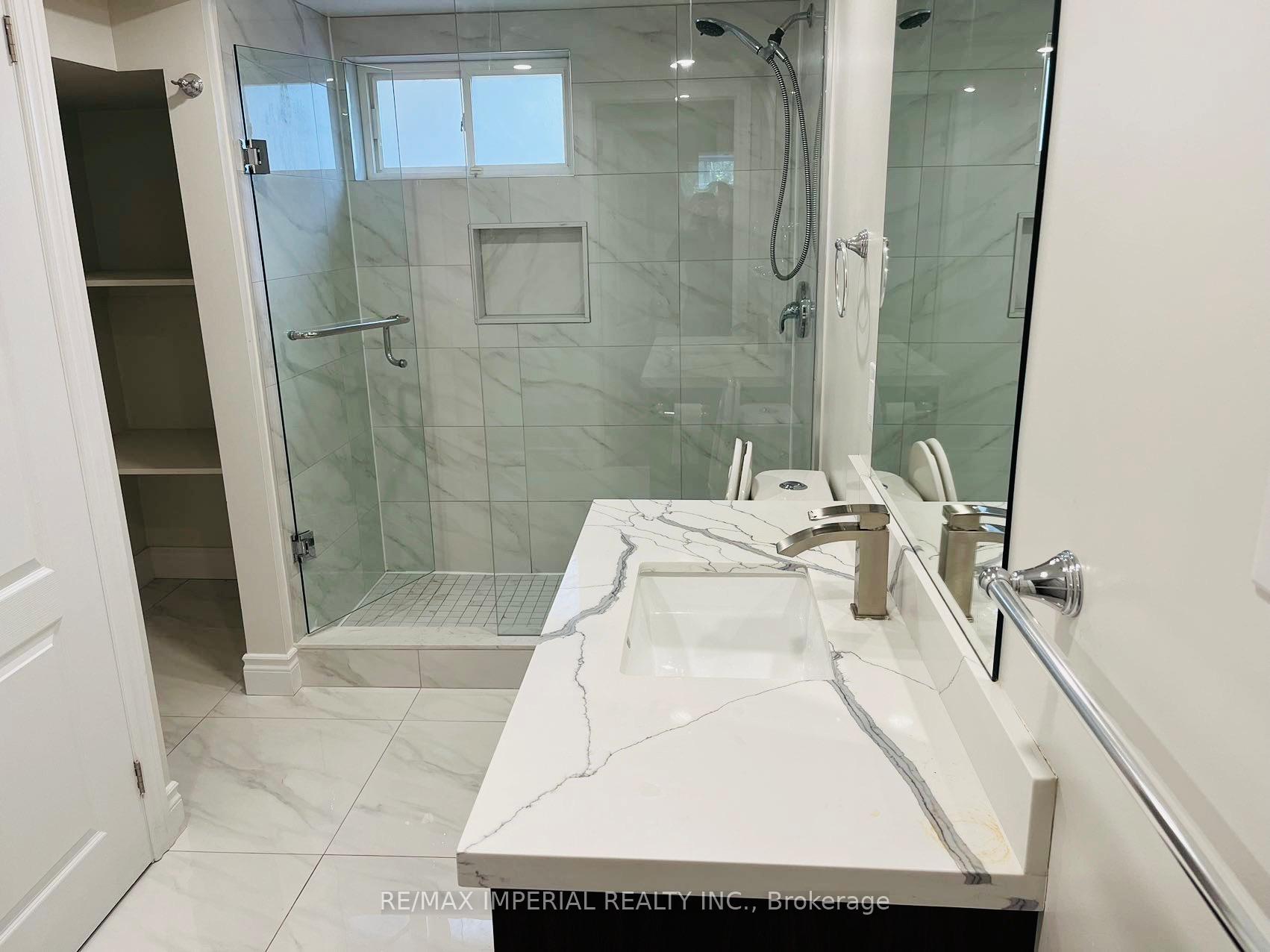 Photo 9 of Unit Basement, 31 Knowles Crescent, Aurora, Aurora Highlands — HOMEH