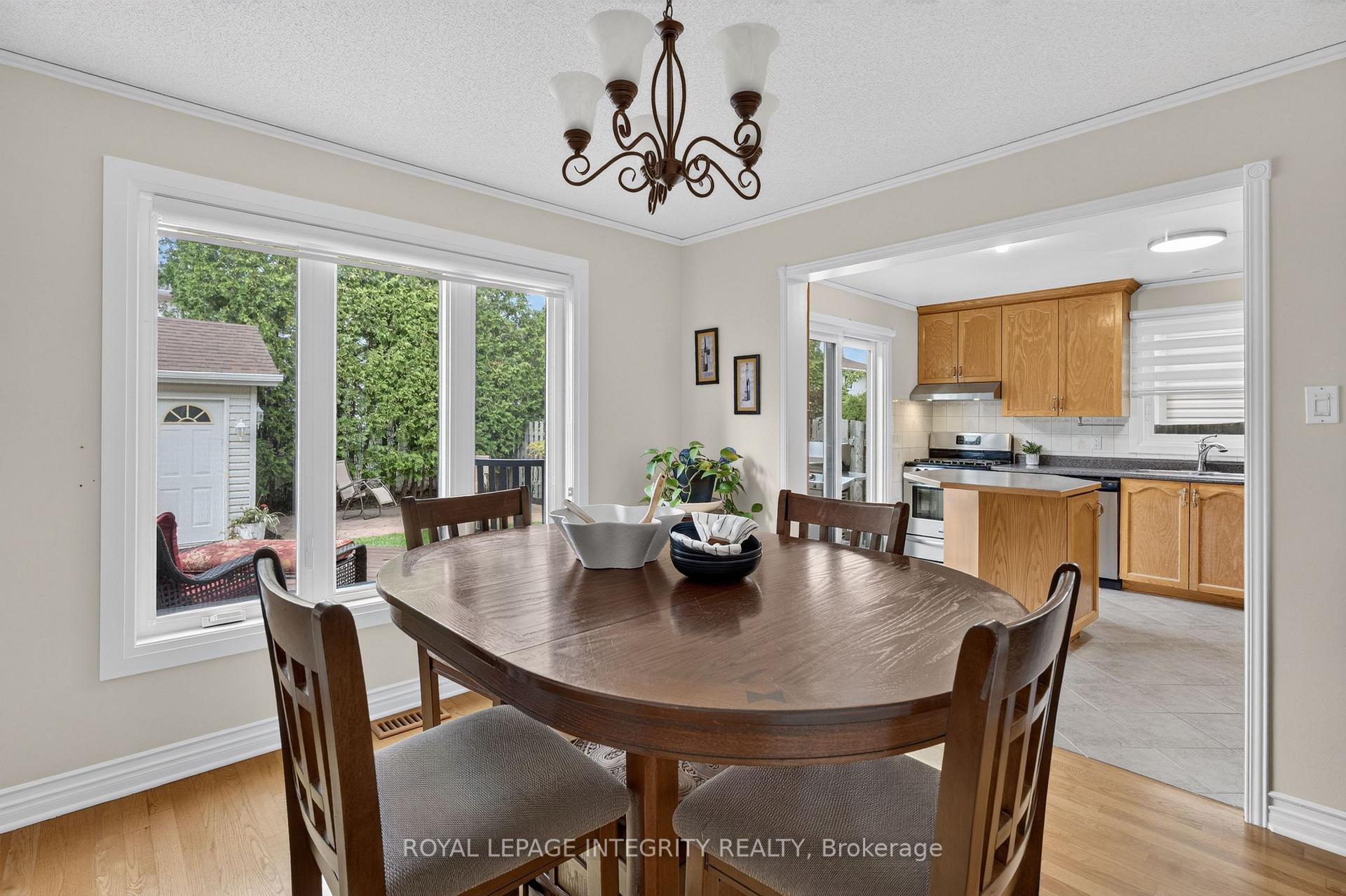 Photo 9 of 1692 Toulouse Crescent, Ottawa, Orleans/Sunridge — HOMEH