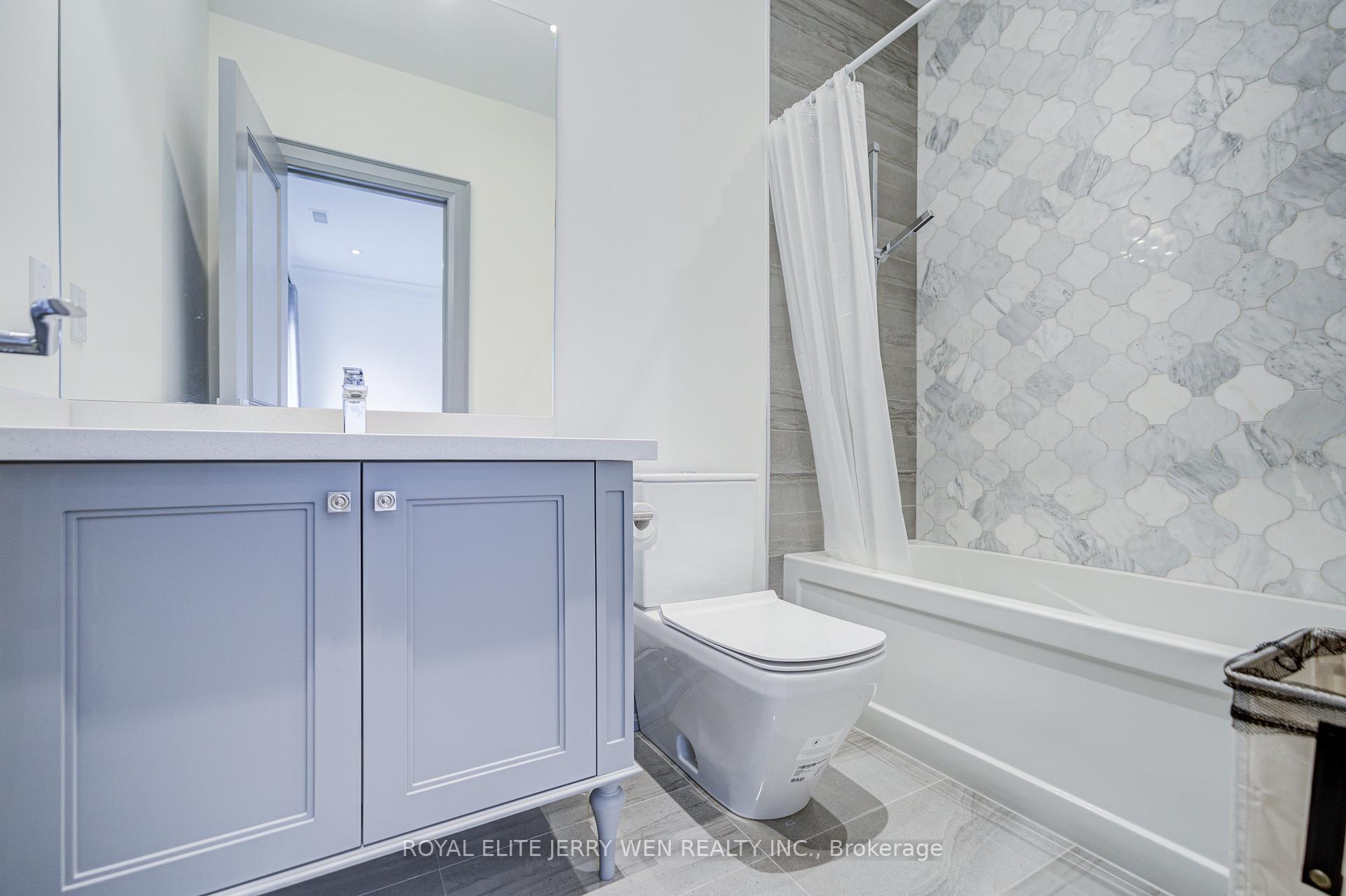Photo 24 of 300 Upper Highland Crescent, North York, St. Andrew-Windfields — HOMEH
