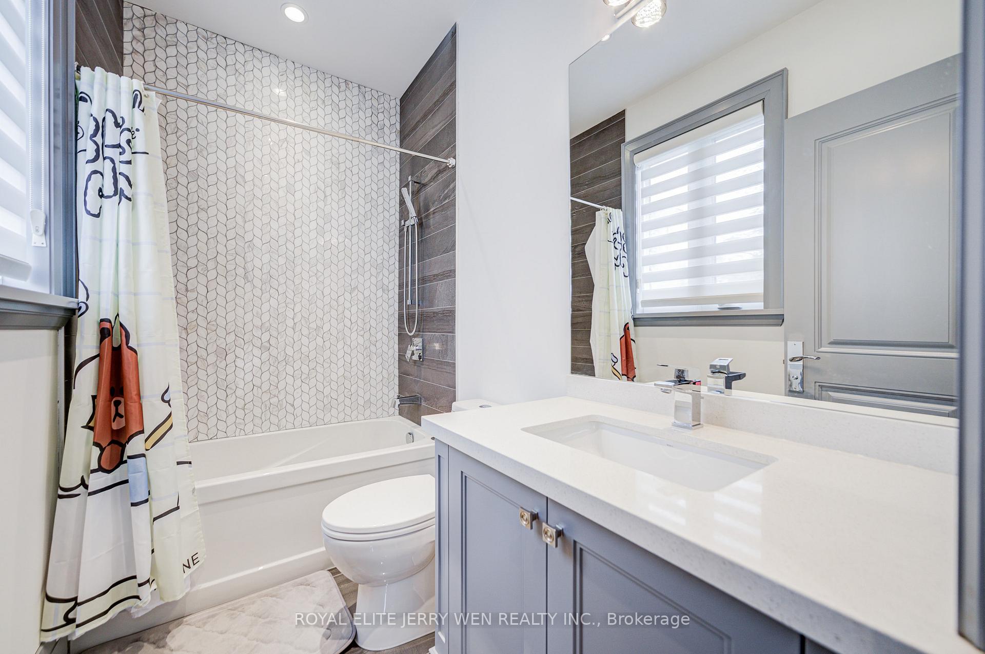 Photo 28 of 300 Upper Highland Crescent, North York, St. Andrew-Windfields — HOMEH