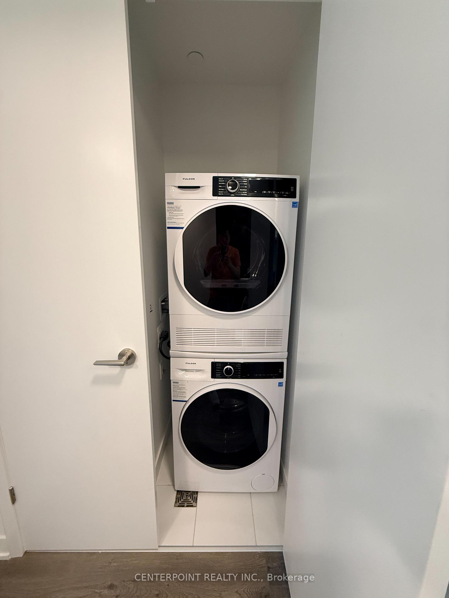 Photo 7 of Unit 3101, 180 Front Street E, Toronto, Moss Park — HOMEH