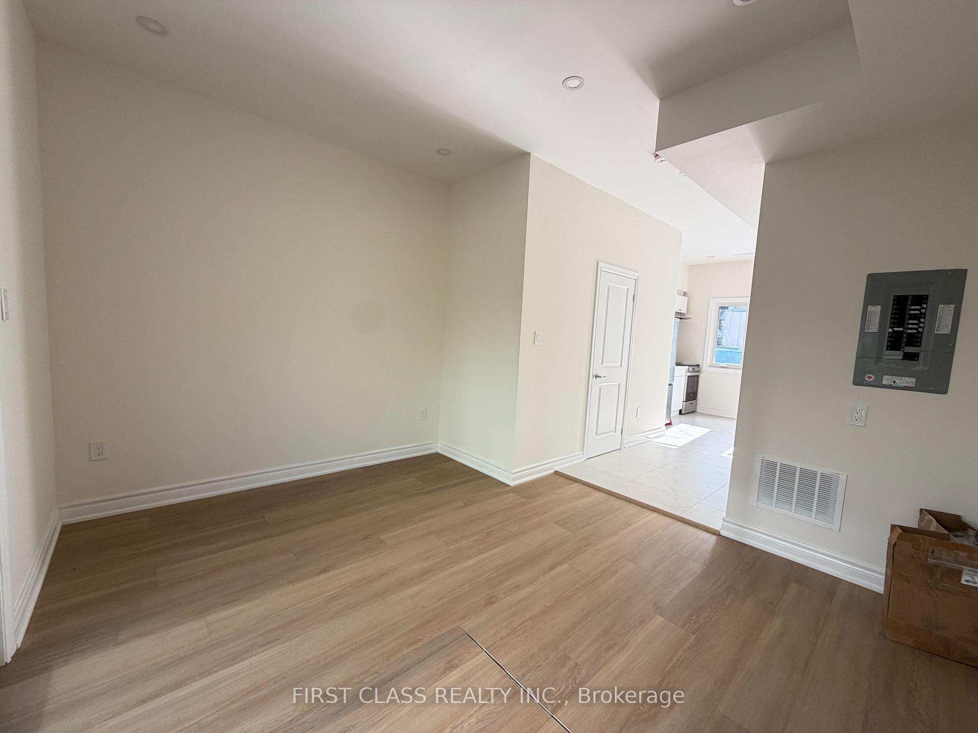 Photo 9 of 356 Huron Street, Toronto, University — HOMEH
