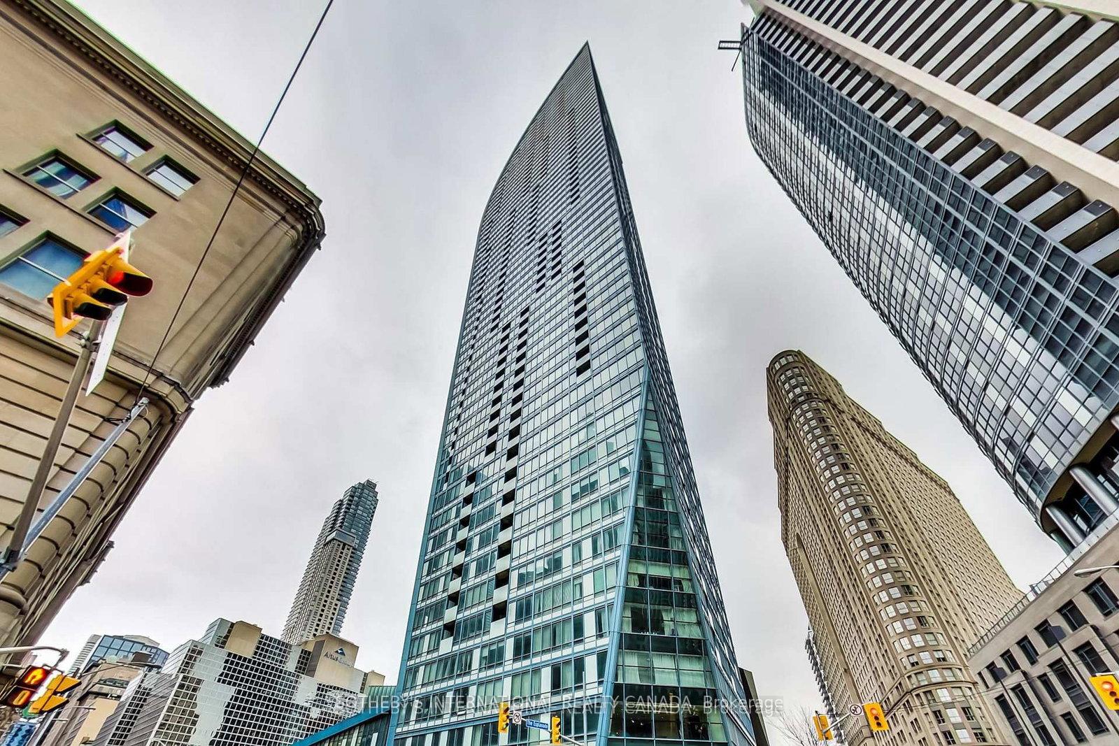 Photo 5 of Unit 5504, 8 The Esplanade, Toronto, Waterfront Communities — HOMEH