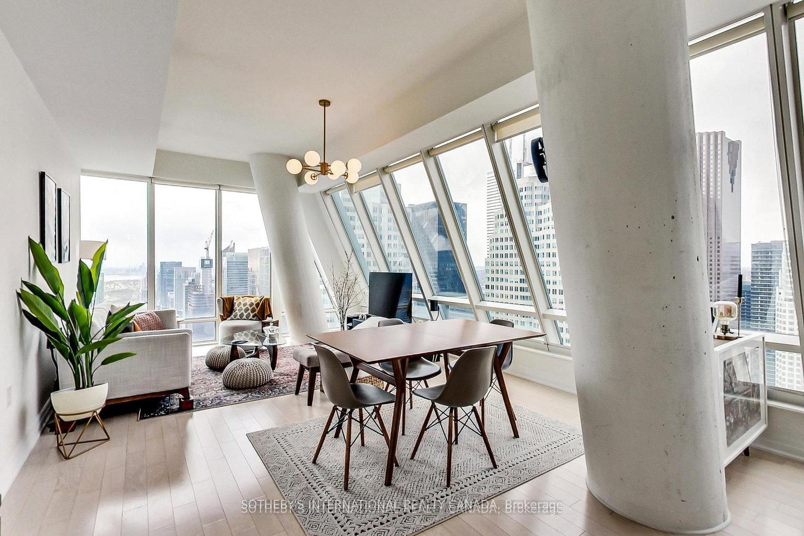 Photo 13 of Unit 5504, 8 The Esplanade, Toronto, Waterfront Communities — HOMEH