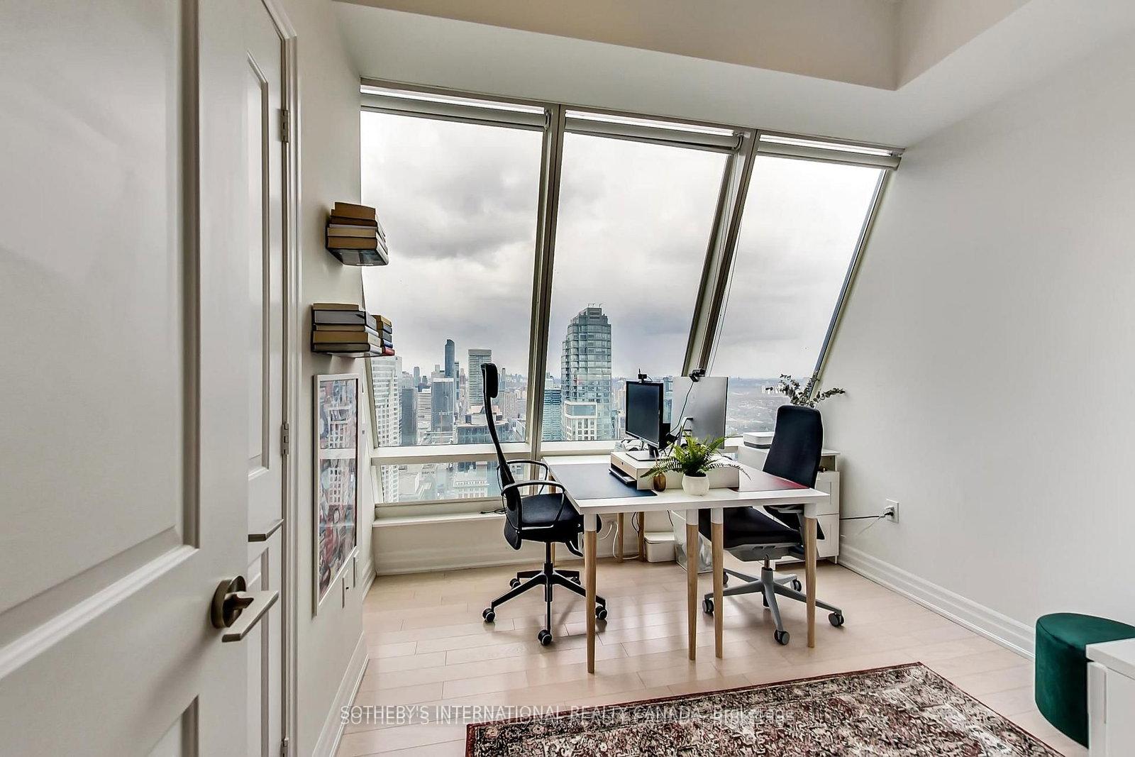Photo 25 of Unit 5504, 8 The Esplanade, Toronto, Waterfront Communities — HOMEH