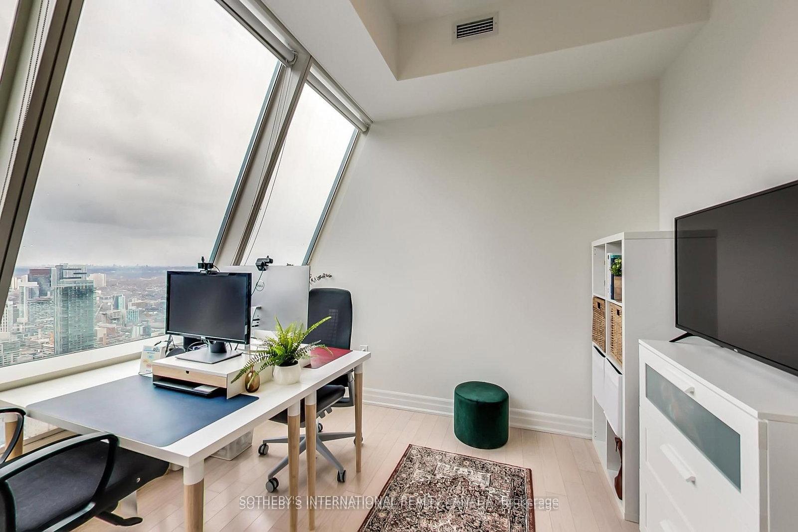 Photo 26 of Unit 5504, 8 The Esplanade, Toronto, Waterfront Communities — HOMEH
