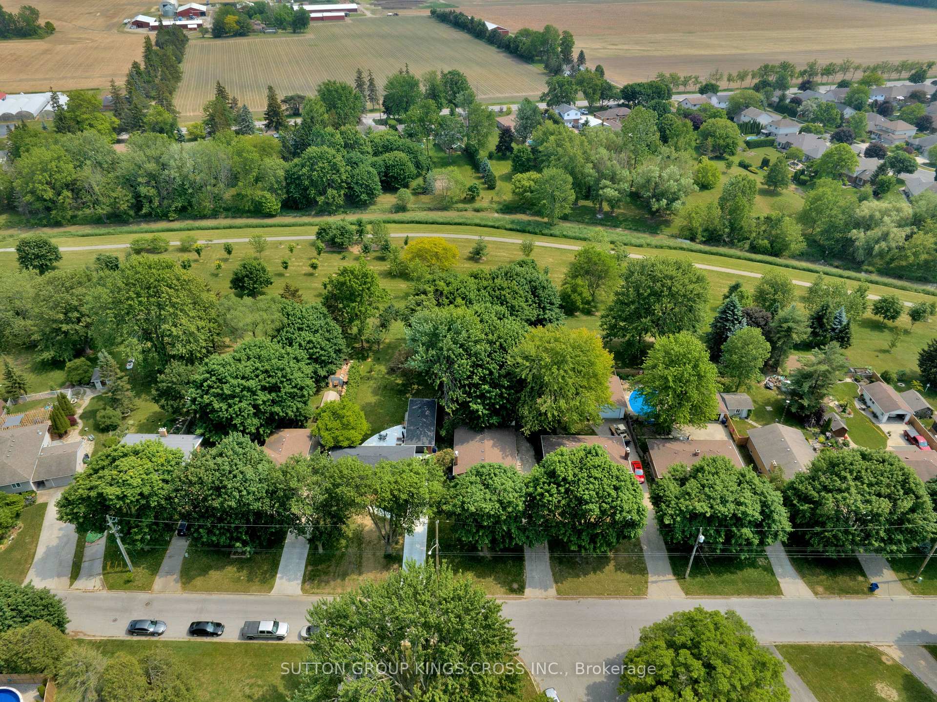 Photo 6 of 34 Hillcrest Avenue, Chatham-Kent — HOMEH
