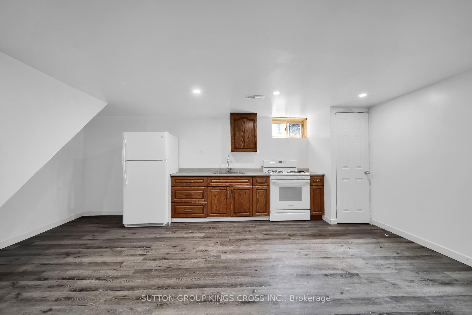 Photo 29 of 34 Hillcrest Avenue, Chatham-Kent — HOMEH