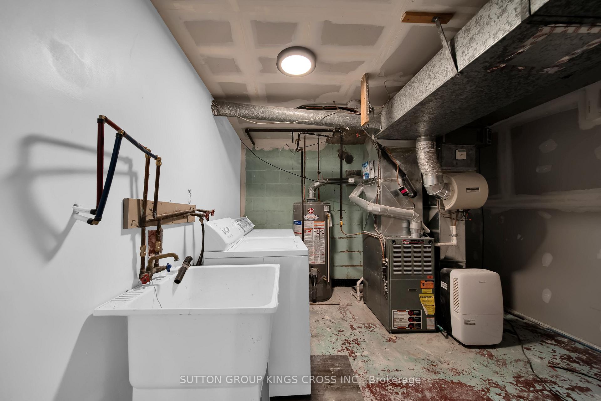 Photo 43 of 34 Hillcrest Avenue, Chatham-Kent — HOMEH