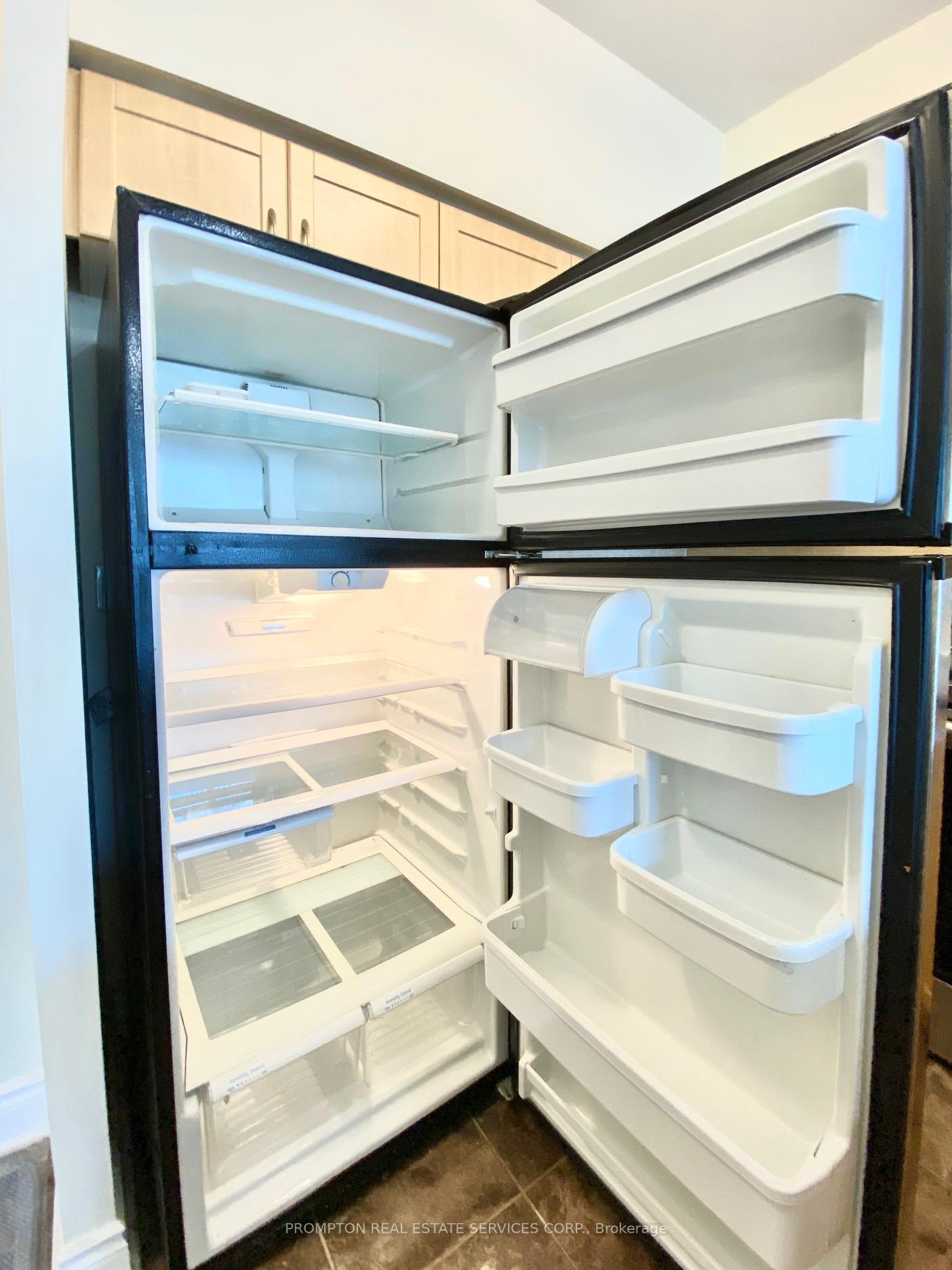 Photo 18 of Unit Ph03, 30 Clegg Road, Markham, Unionville — HOMEH