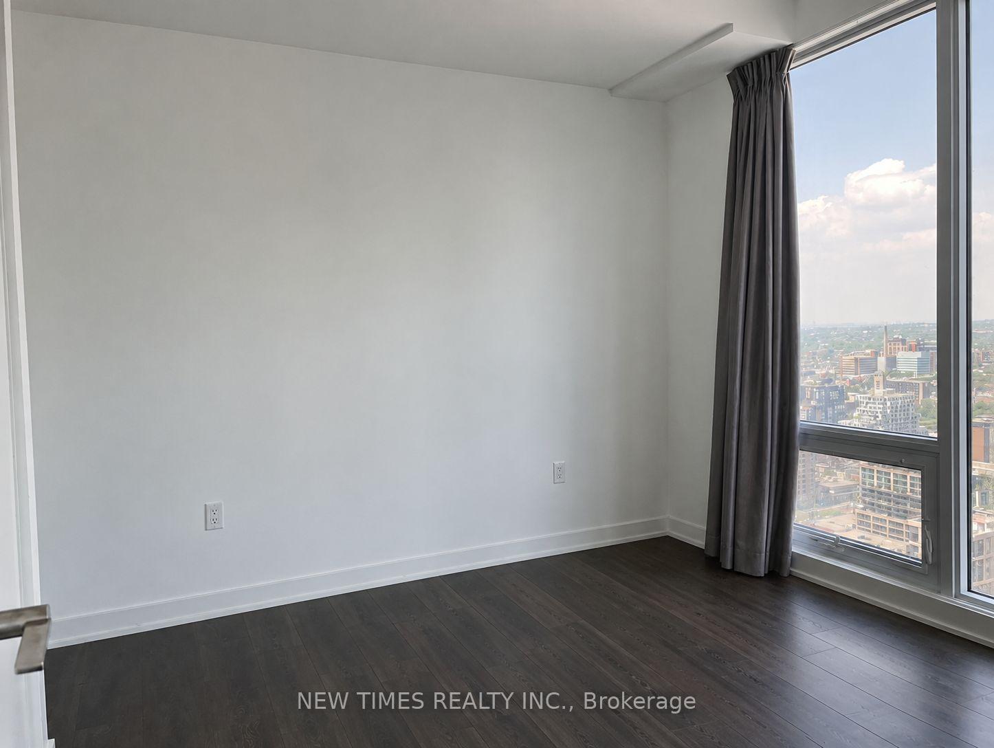 Photo 3 of Unit 3308, 125 Blue Jays Way, Toronto, Waterfront Communities — HOMEH