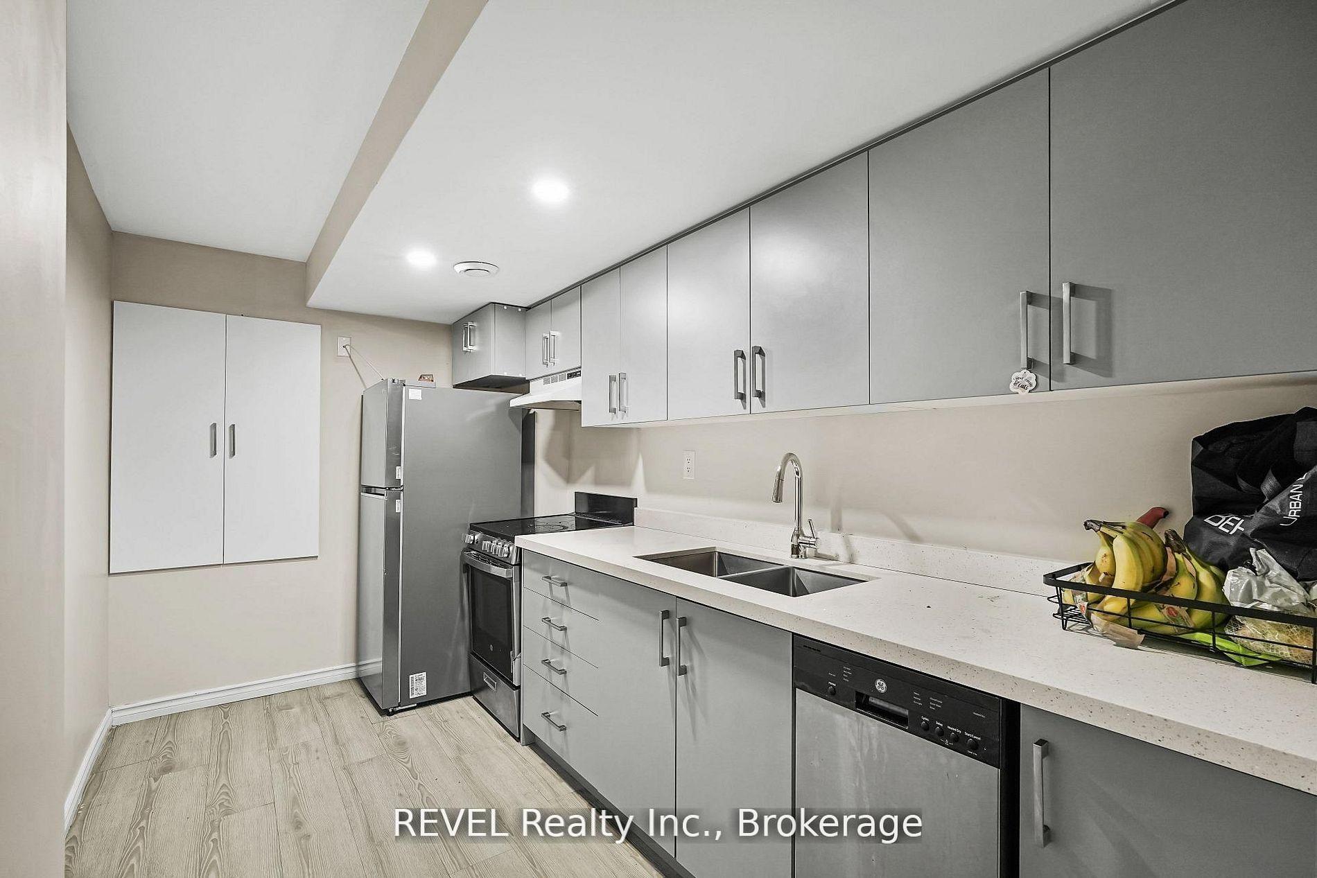 Photo 19 of Unit 38, 7789 Kalar Road, Niagara Falls, Brown — HOMEH