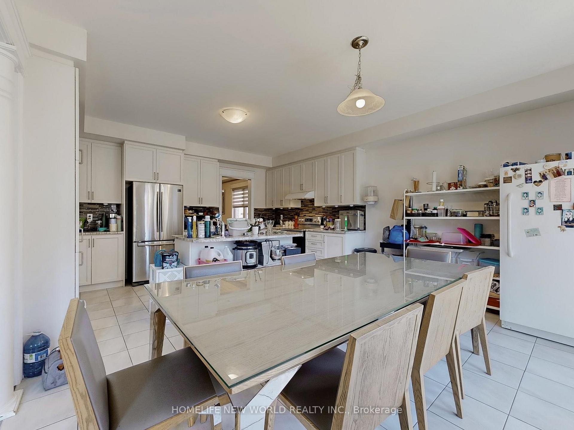 Photo 13 of 54 Thornapple Lane, Richmond Hill, Oak Ridges Lake Wilcox — HOMEH