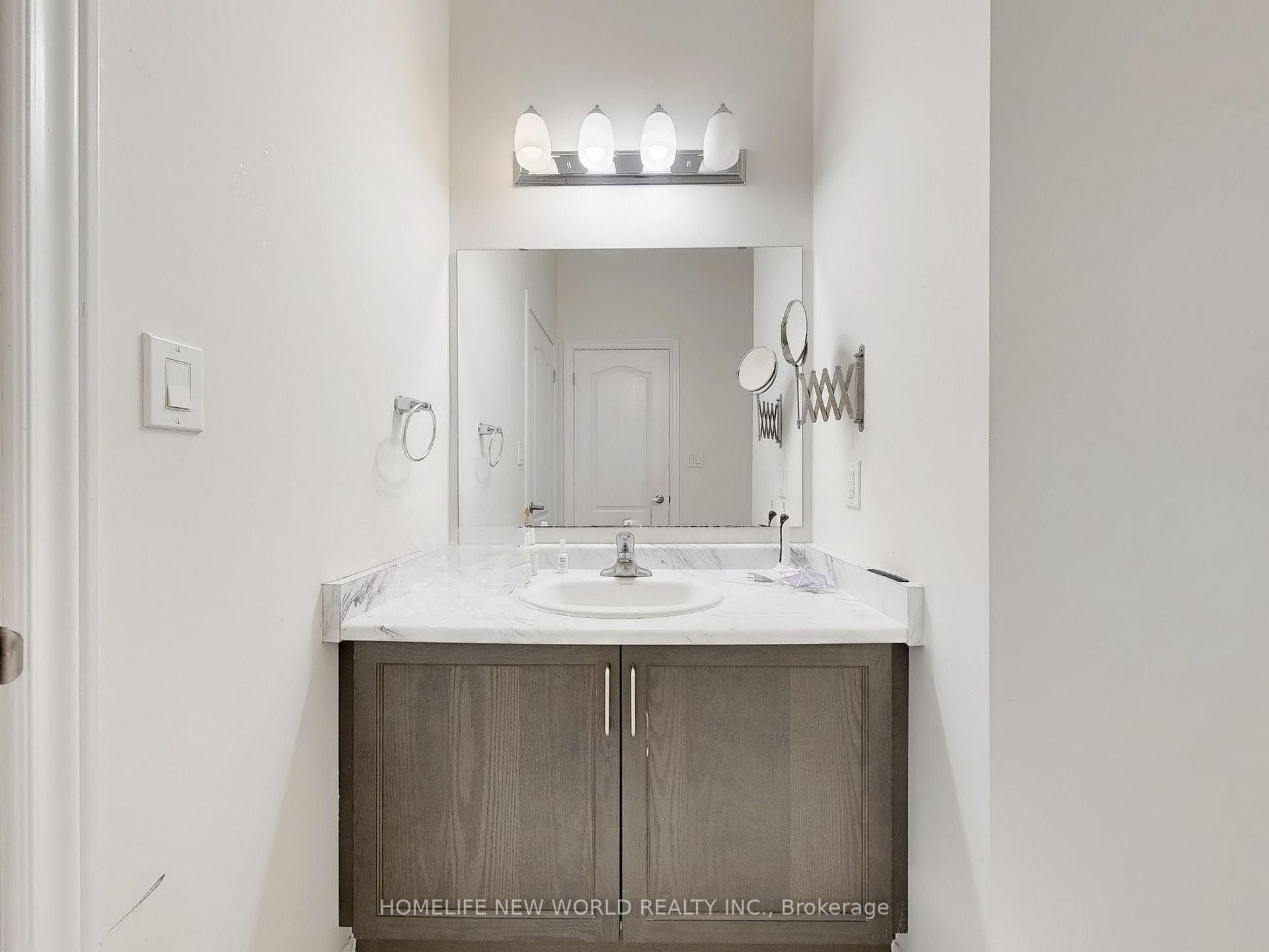 Photo 27 of 54 Thornapple Lane, Richmond Hill, Oak Ridges Lake Wilcox — HOMEH