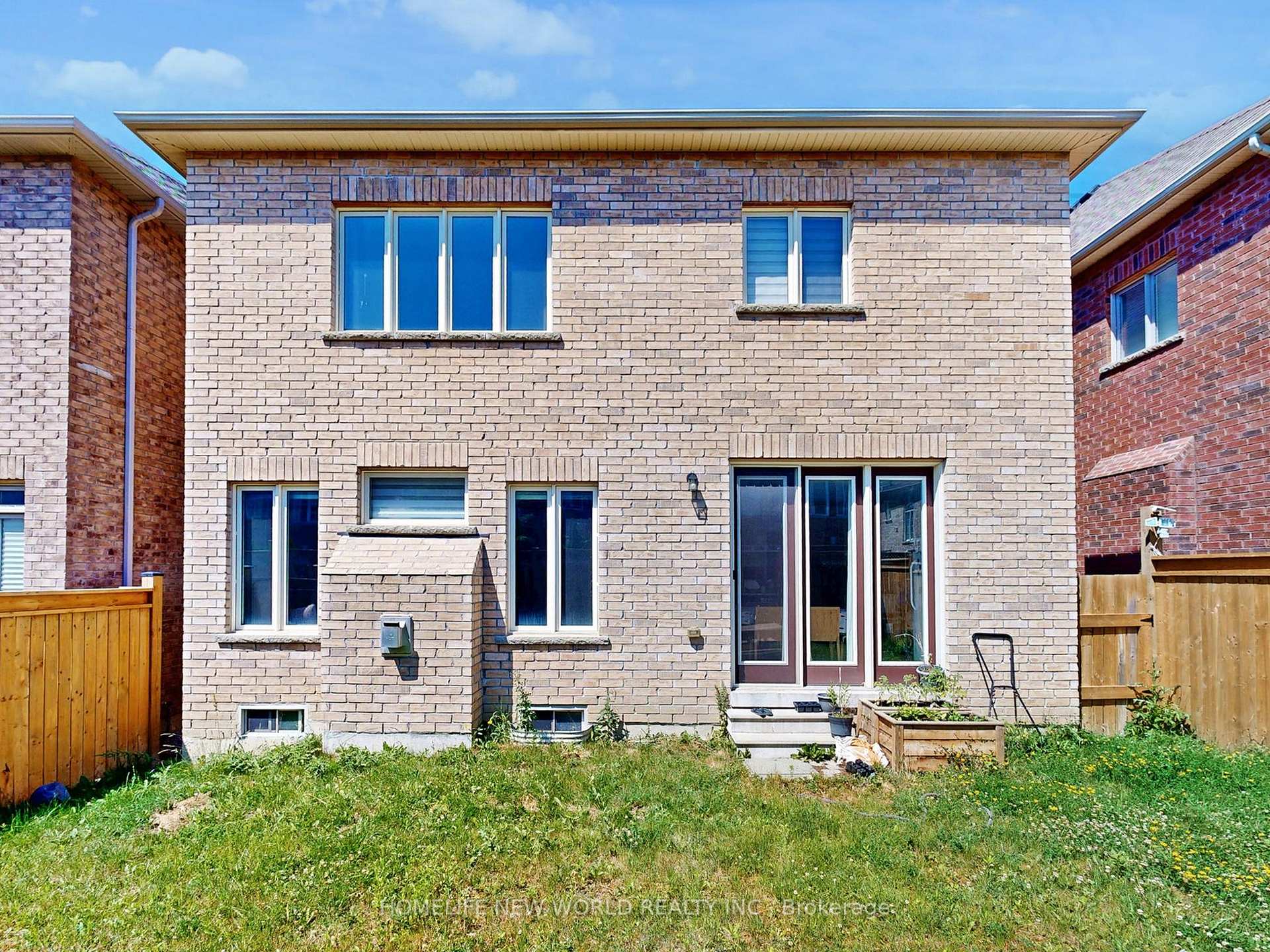 Photo 31 of 54 Thornapple Lane, Richmond Hill, Oak Ridges Lake Wilcox — HOMEH