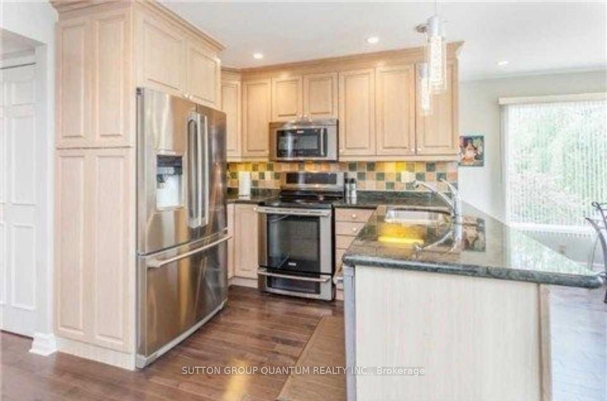 Photo 3 of 6509 Eastridge Road, Mississauga, Meadowvale — HOMEH