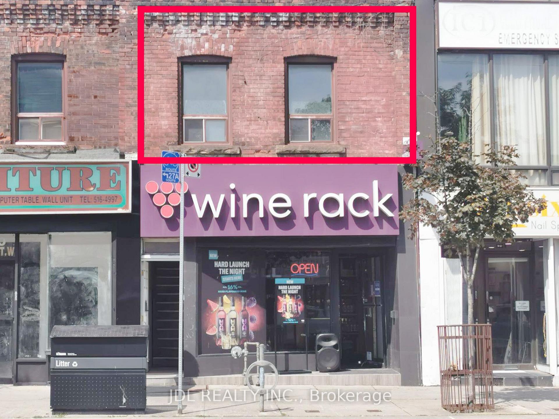 Front of Unit 2nd Floor, 1298 Bloor Street W