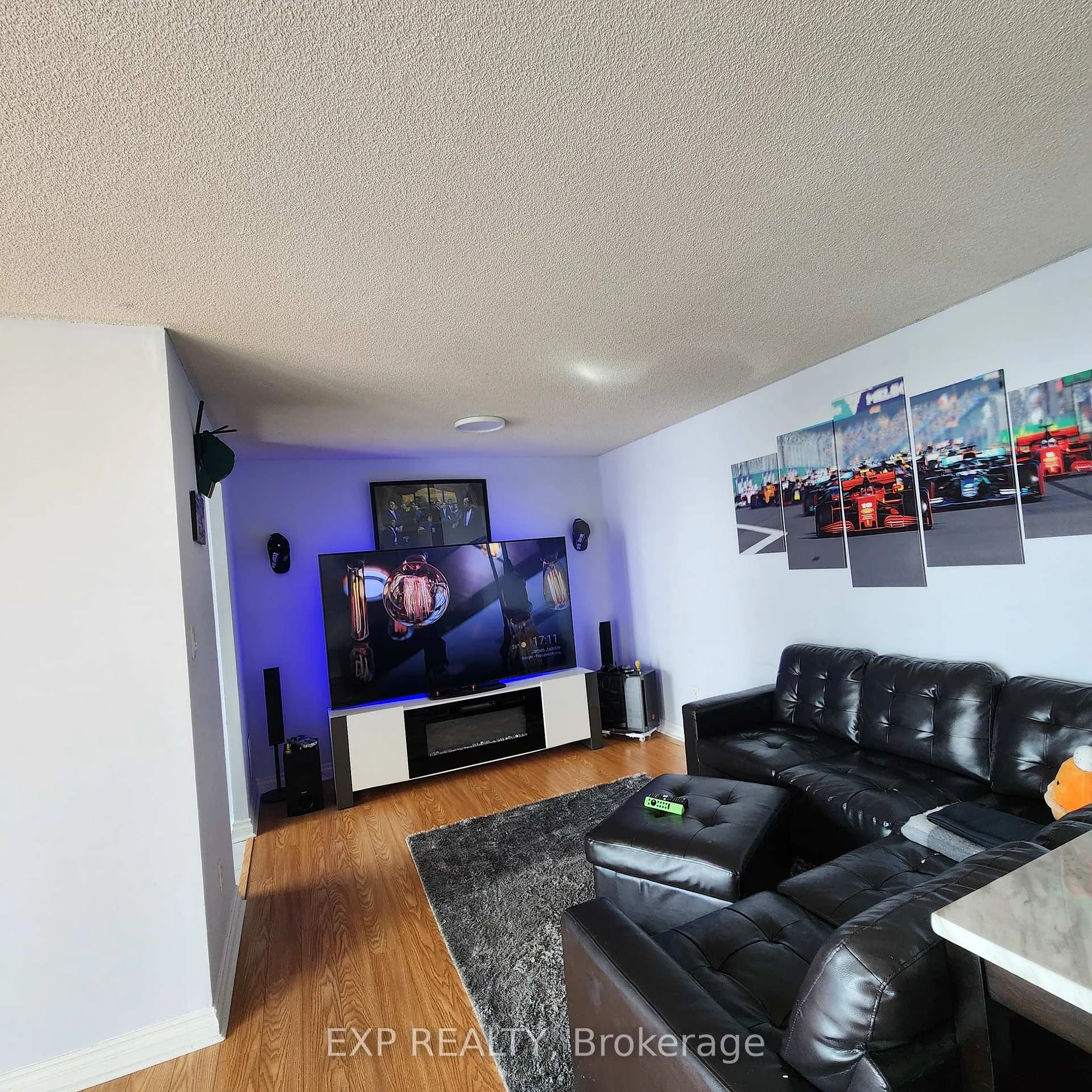 Photo 12 of Unit 409, 550 Webb Drive, Mississauga, City Centre — HOMEH