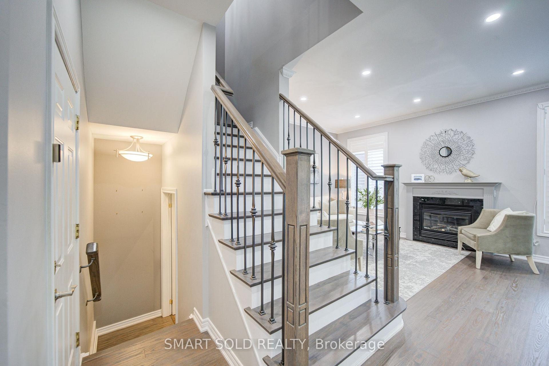 Photo 16 of 16 Burgundy Trail, Vaughan, Patterson — HOMEH